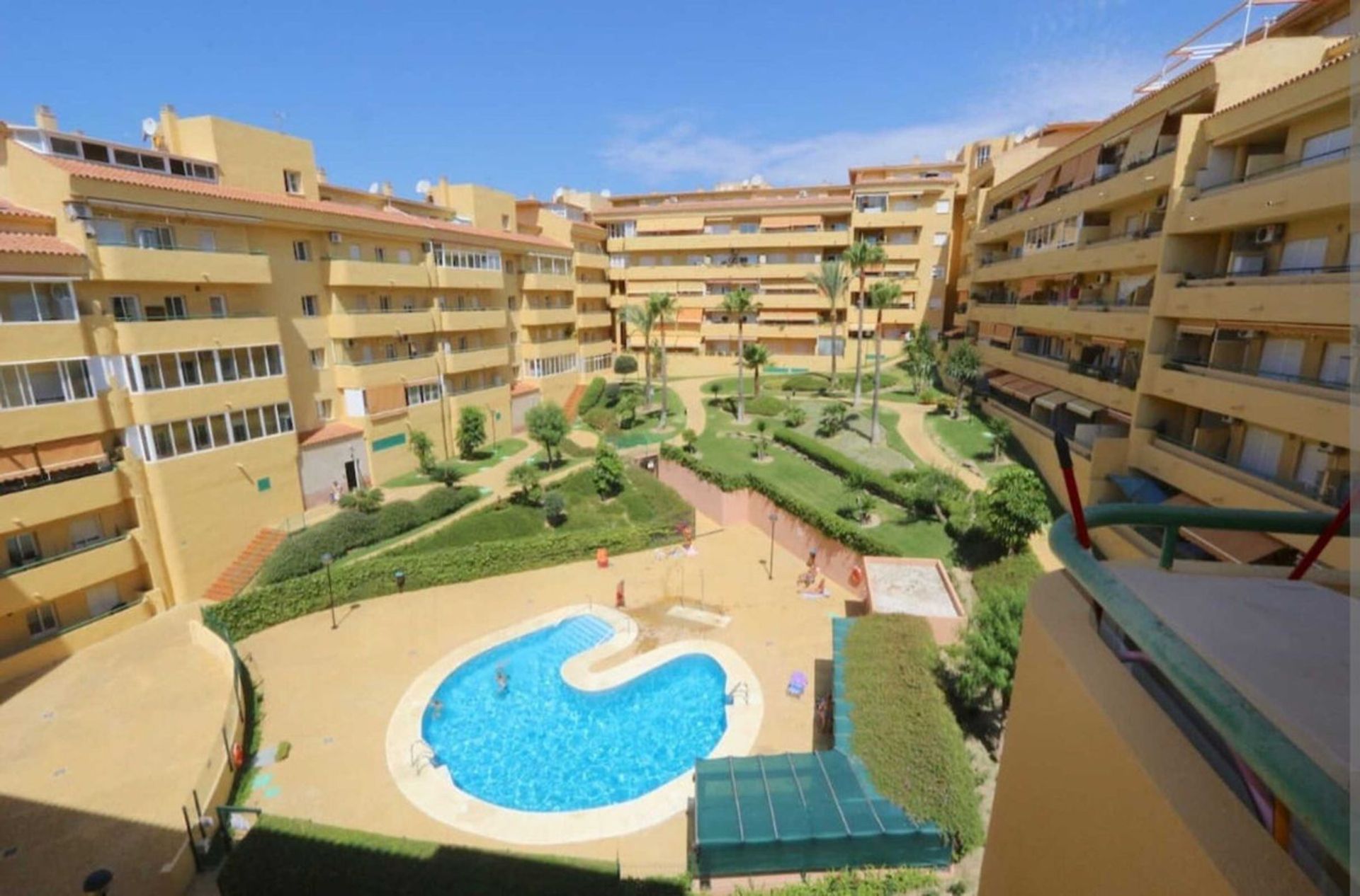 Condominio en Santa Fe de los Boliches, Andalucía 11397807