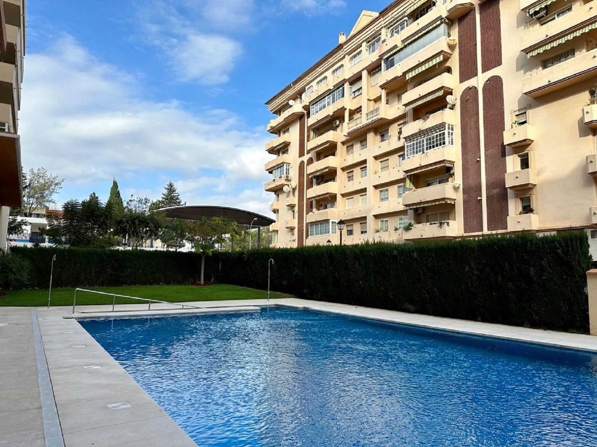 Condominium dans Fuengirola, Andalucía 11397908