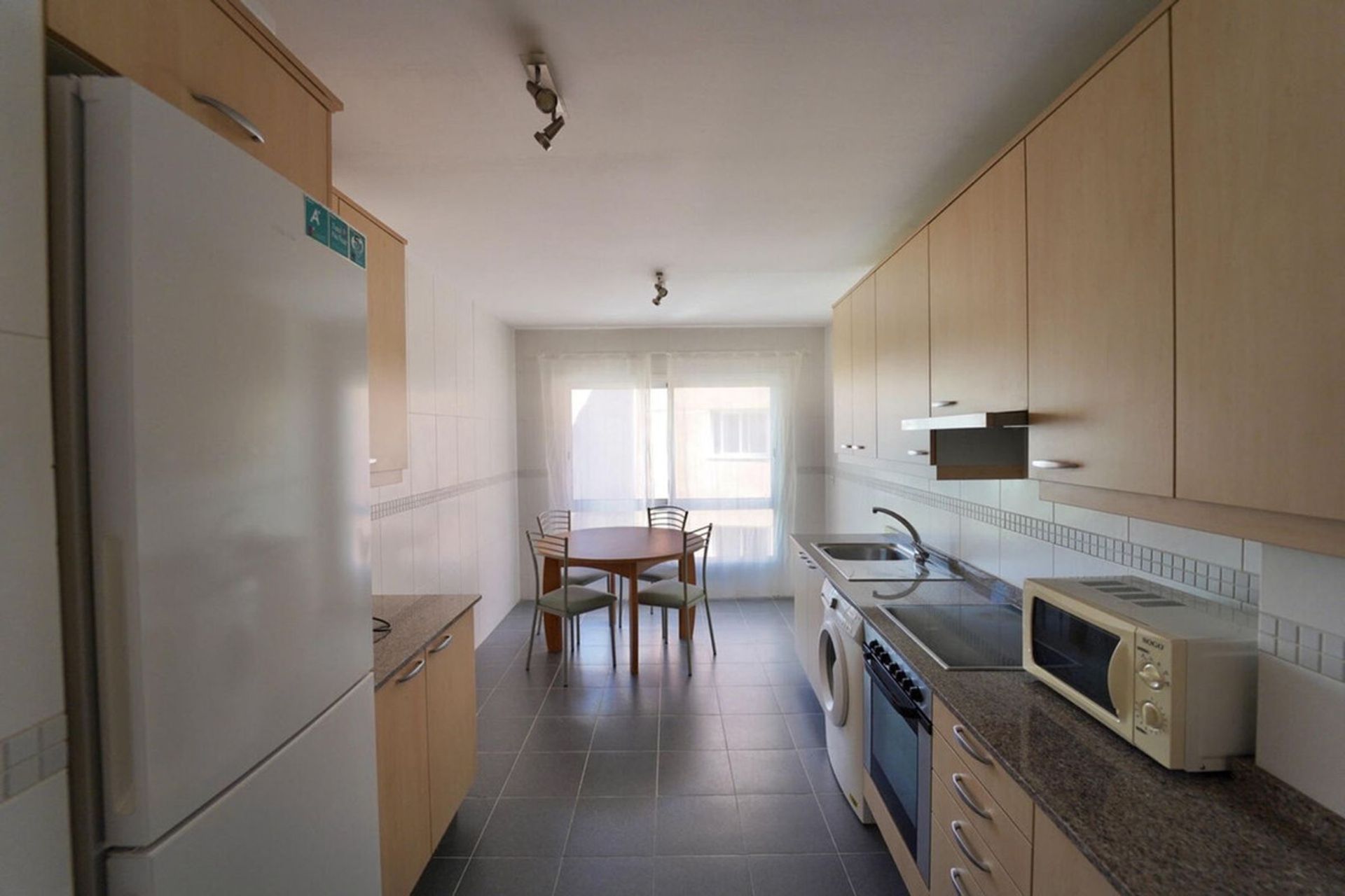 Condominio nel Fuengirola, Andalucía 11397999