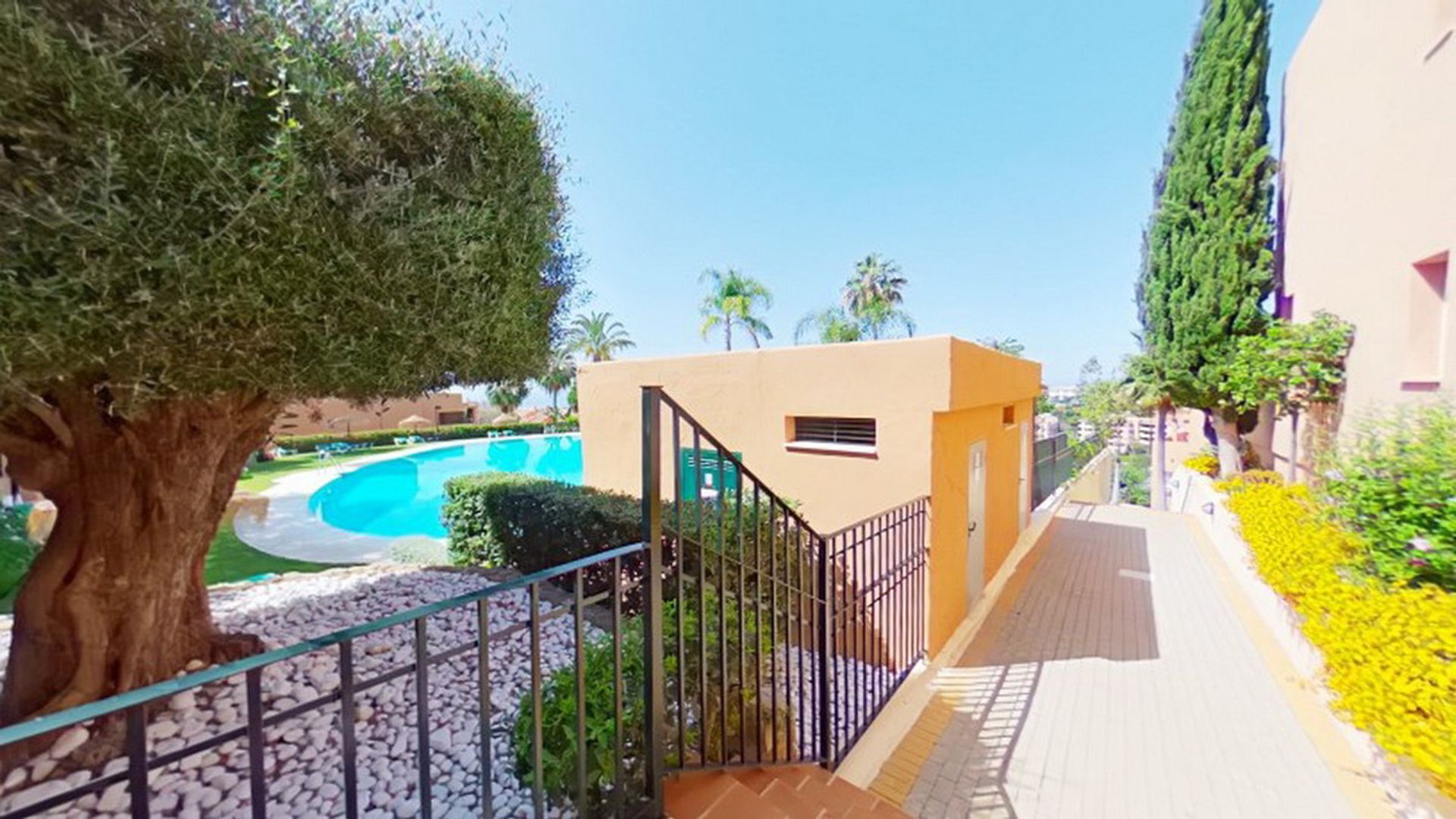 Condominio en Ojén, Andalucía 11398419