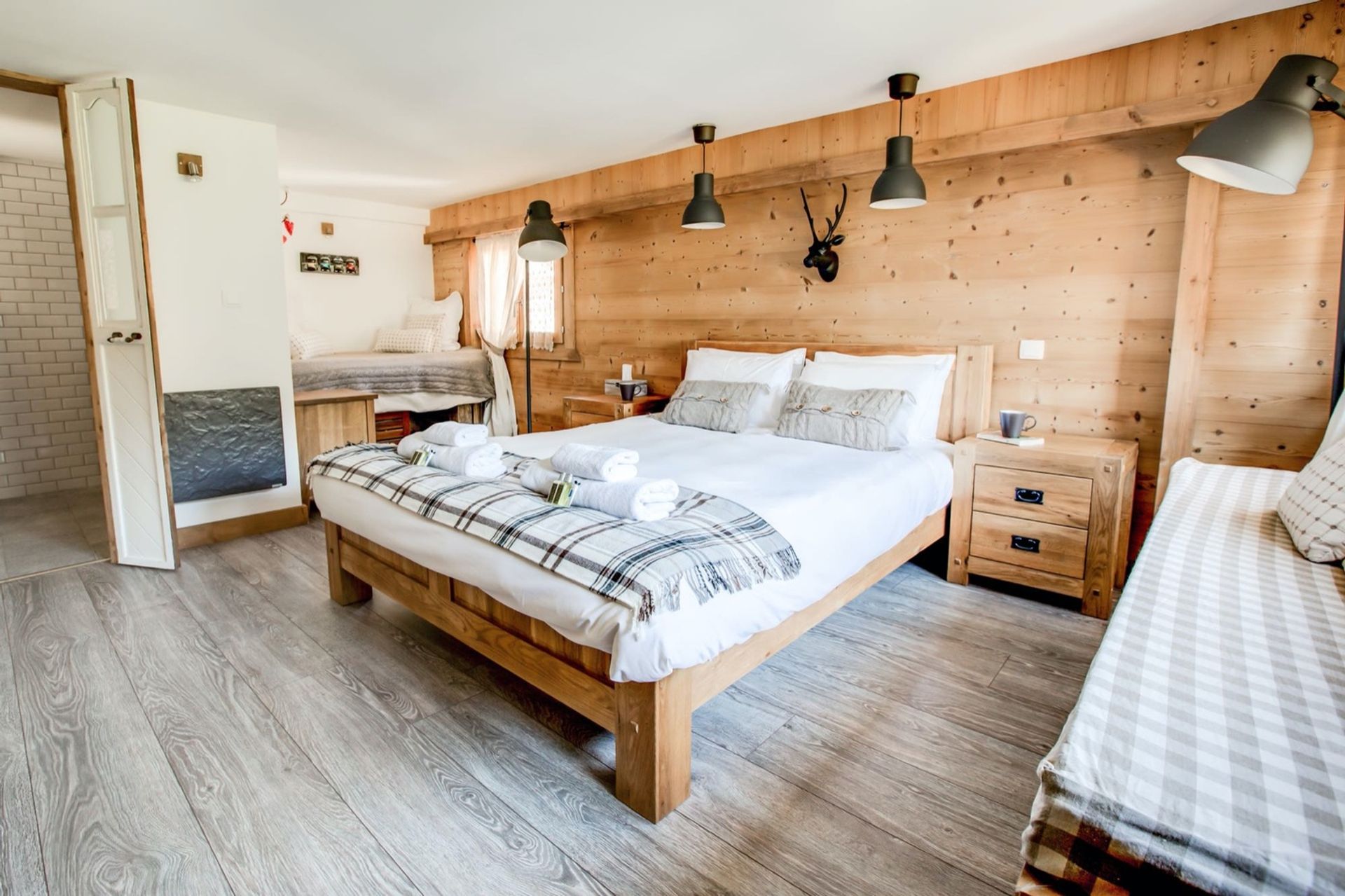 Haus im Morzine, Auvergne-Rhône-Alpes 11399727