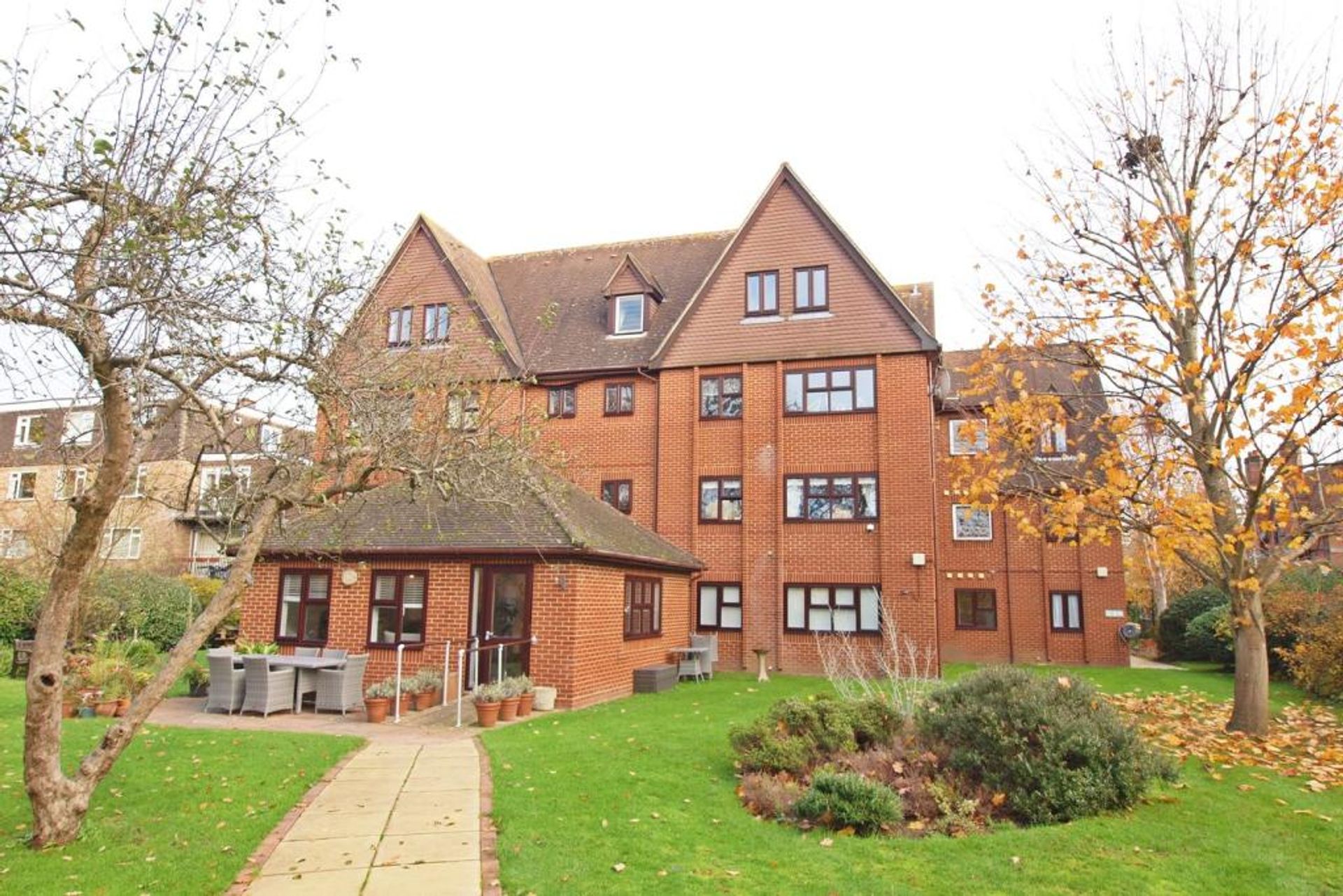 Condominium dans , England 11399784