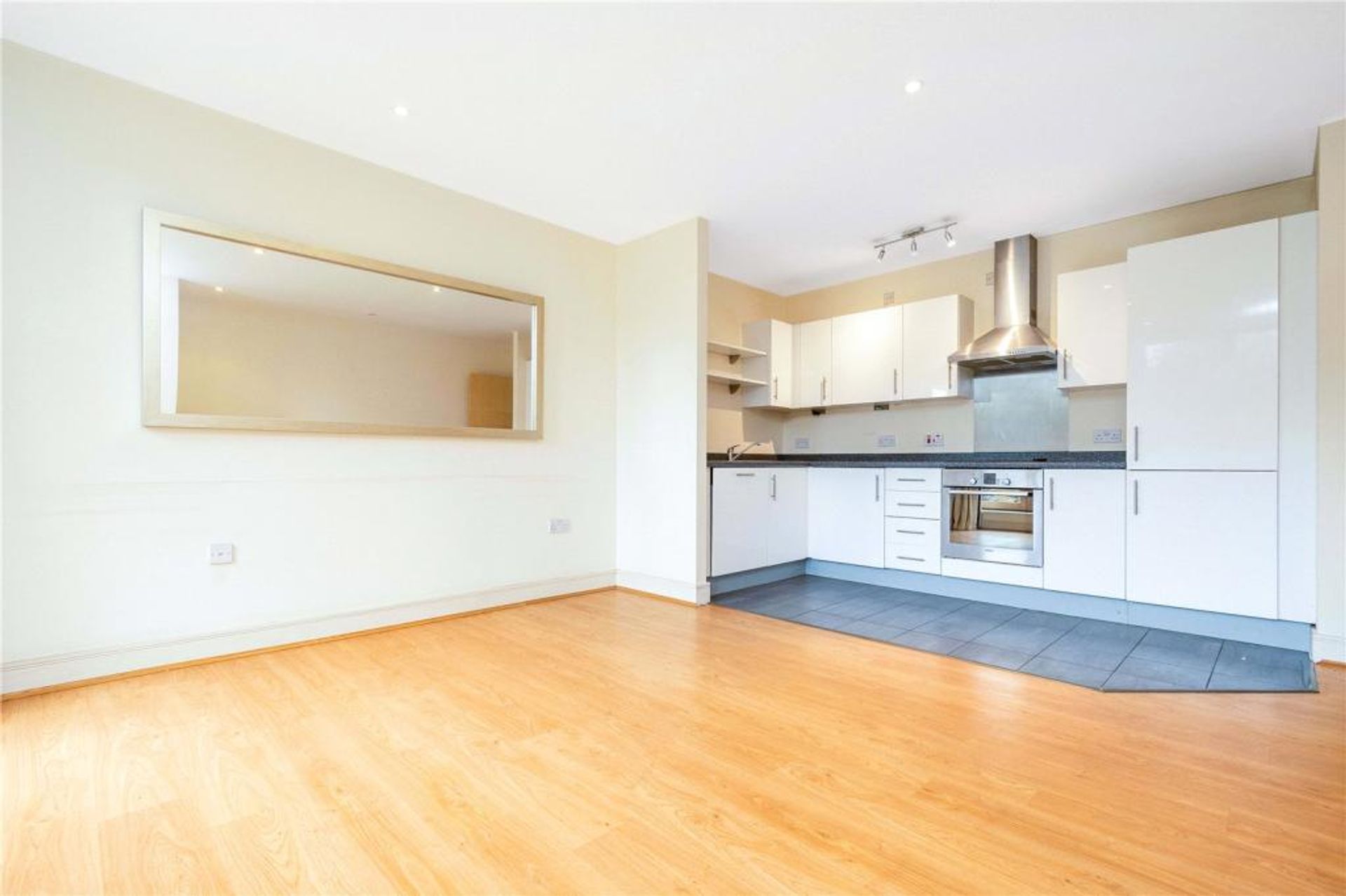 Condominium in Beckenham, Bromley 11399976