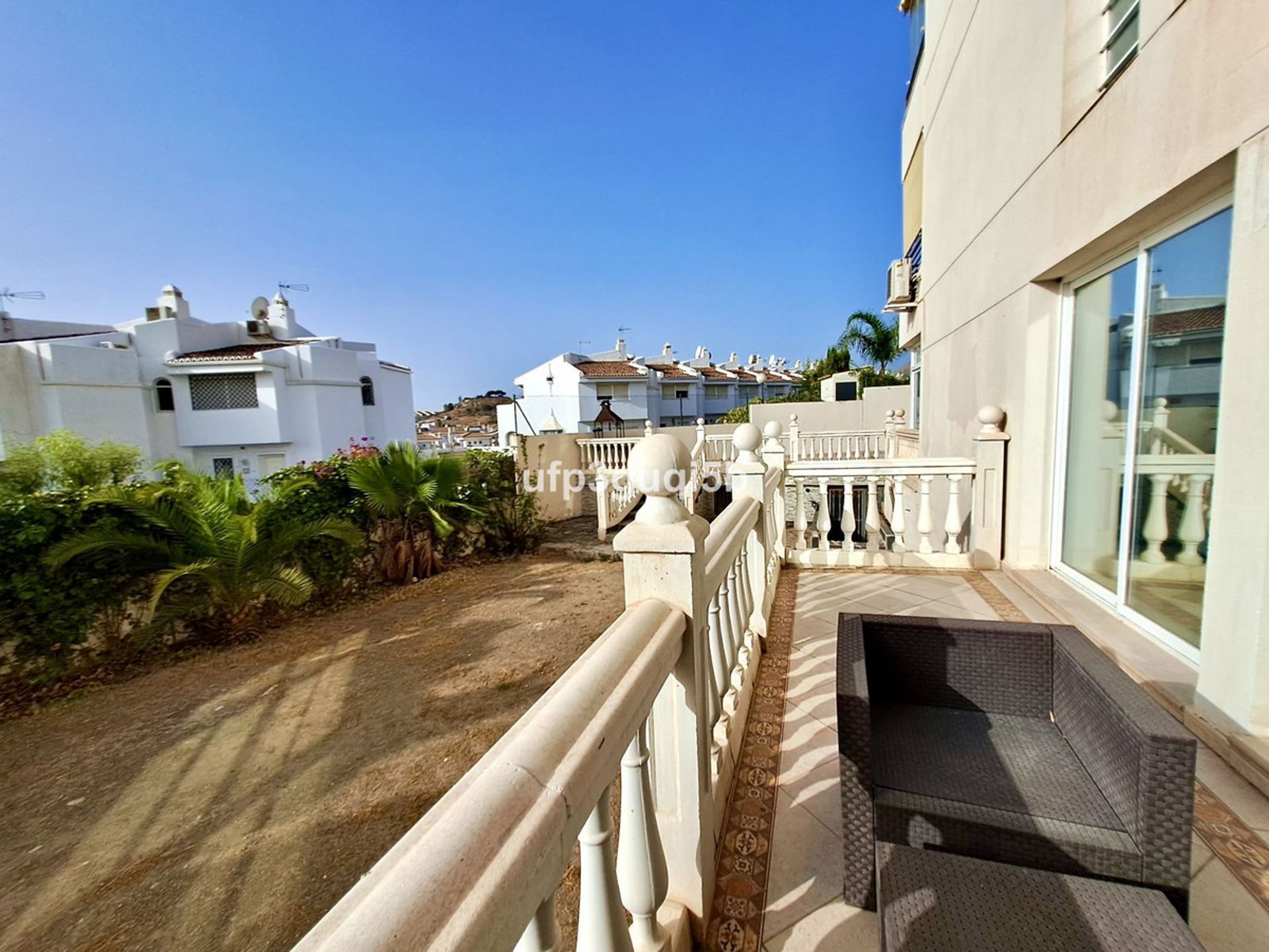 Condominium in Arroyo de la Miel, Andalusia 11401052