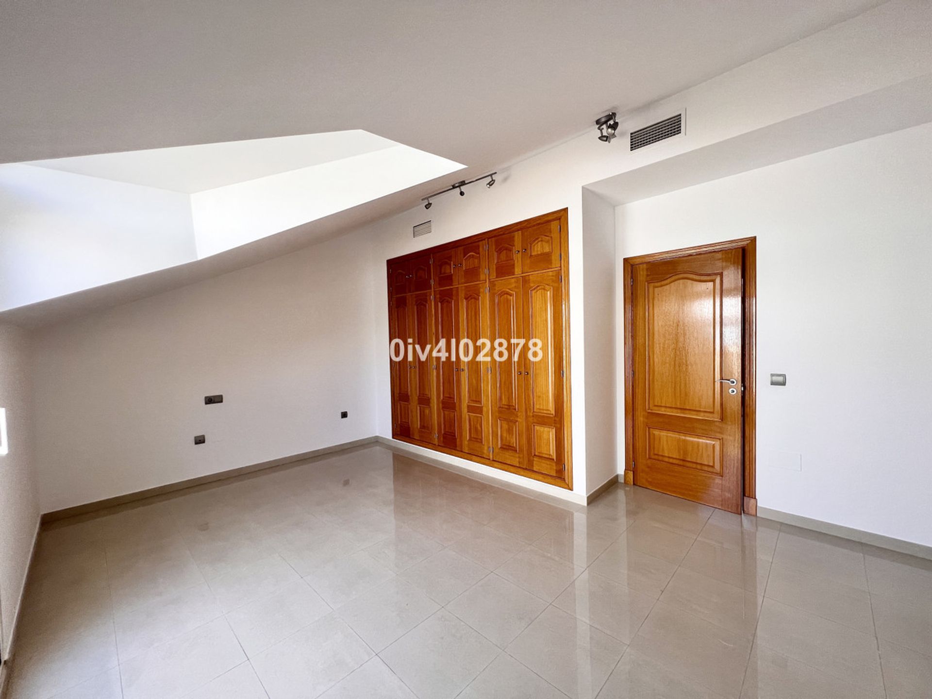 Condominium dans Benalmádena, Andalucía 11402293