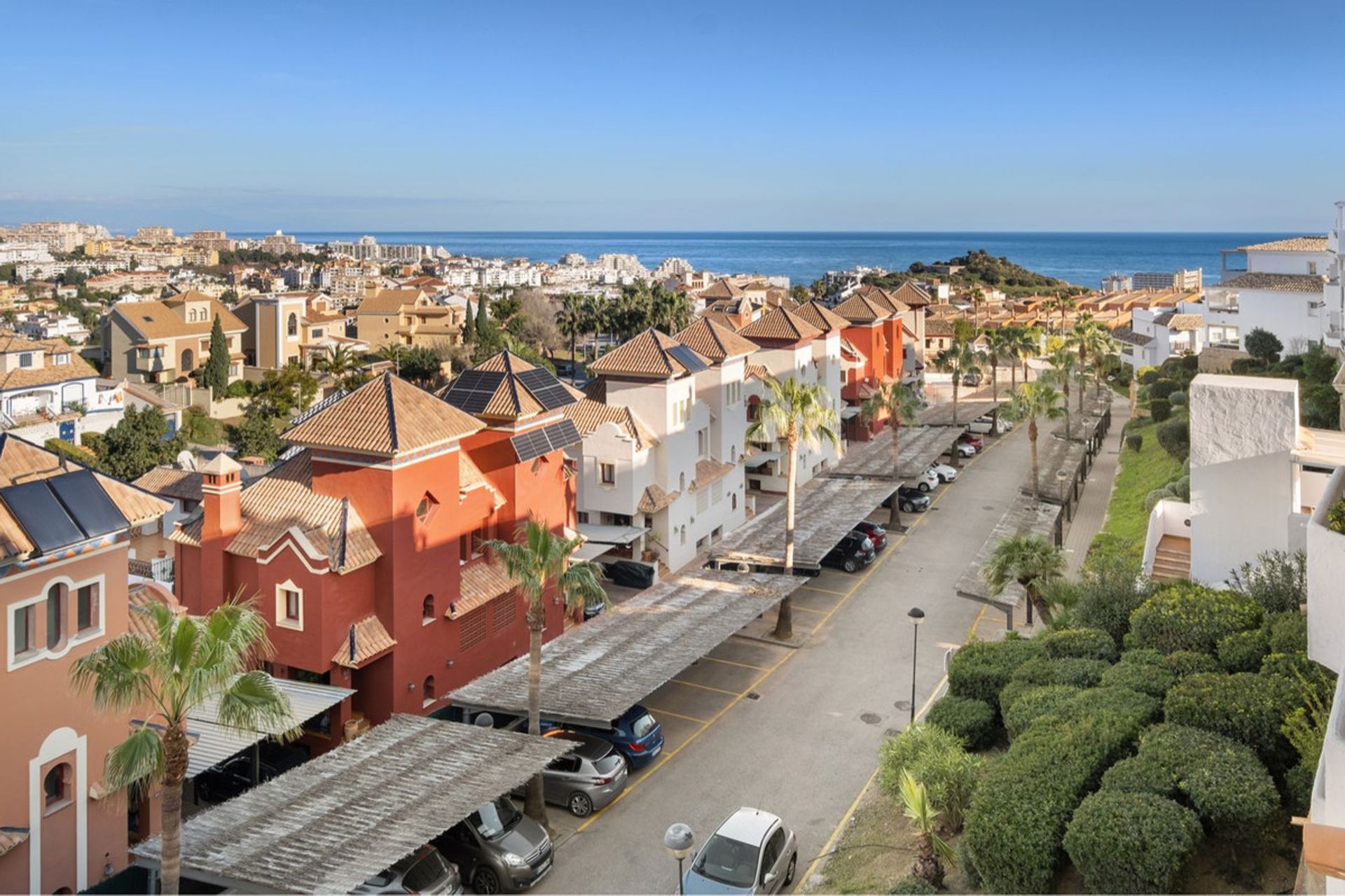 Eigentumswohnung im Benalmádena, Andalucía 11402308