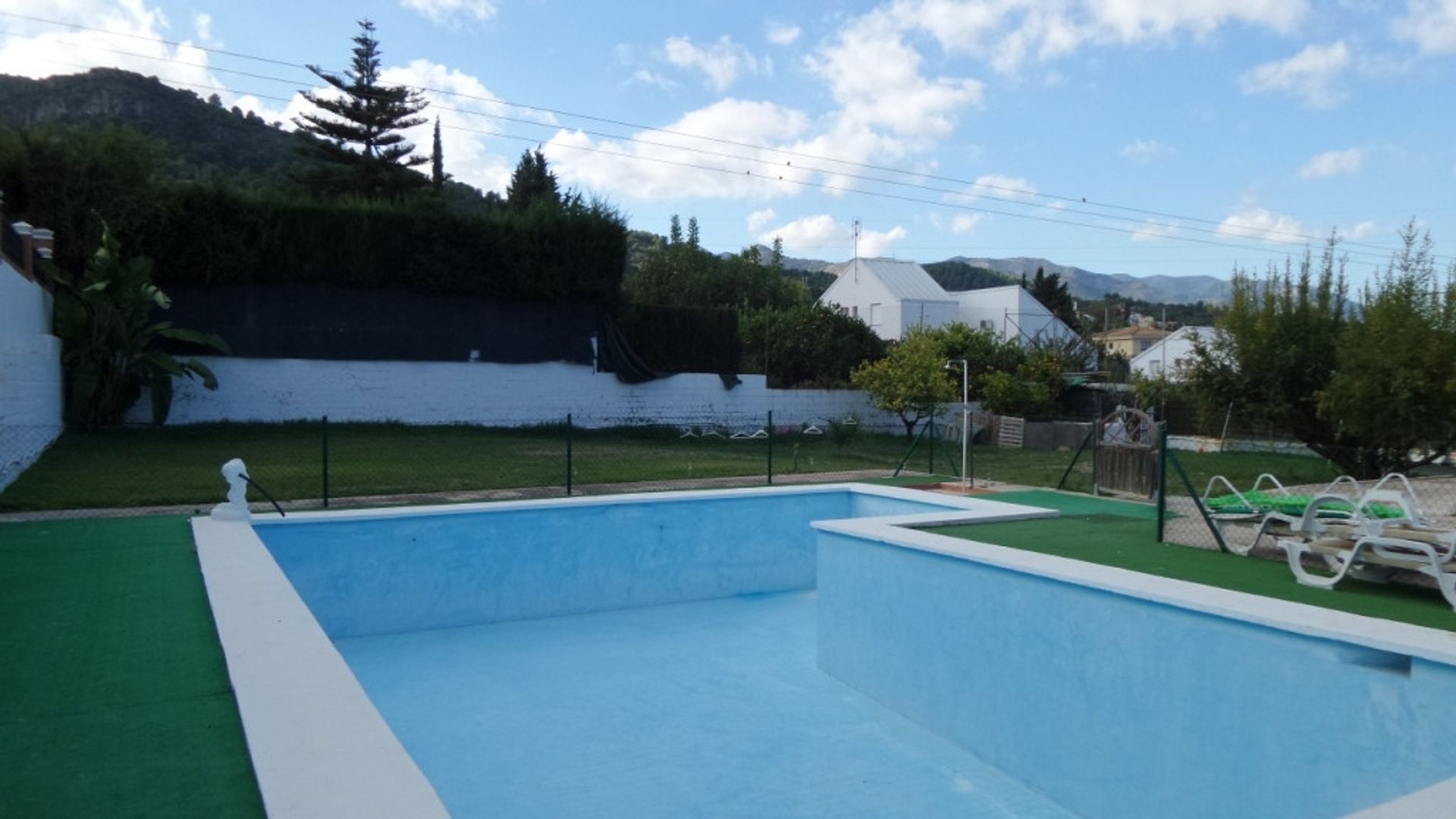 House in Alhaurin de la Torre, Andalusia 11402407