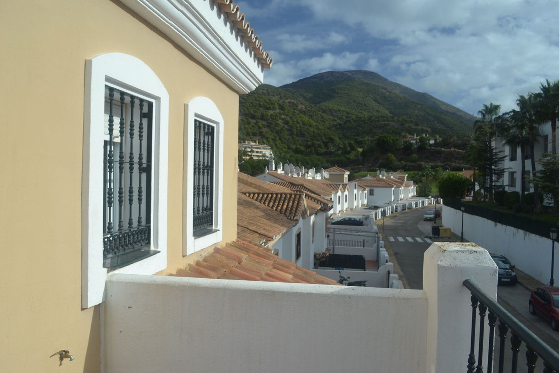 Rumah di Alhaurín el Grande, Andalusia 11402563