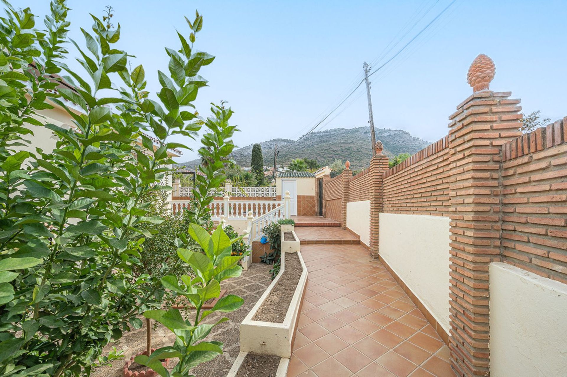 Huis in Alhaurín de la Torre, Andalusia 11402741