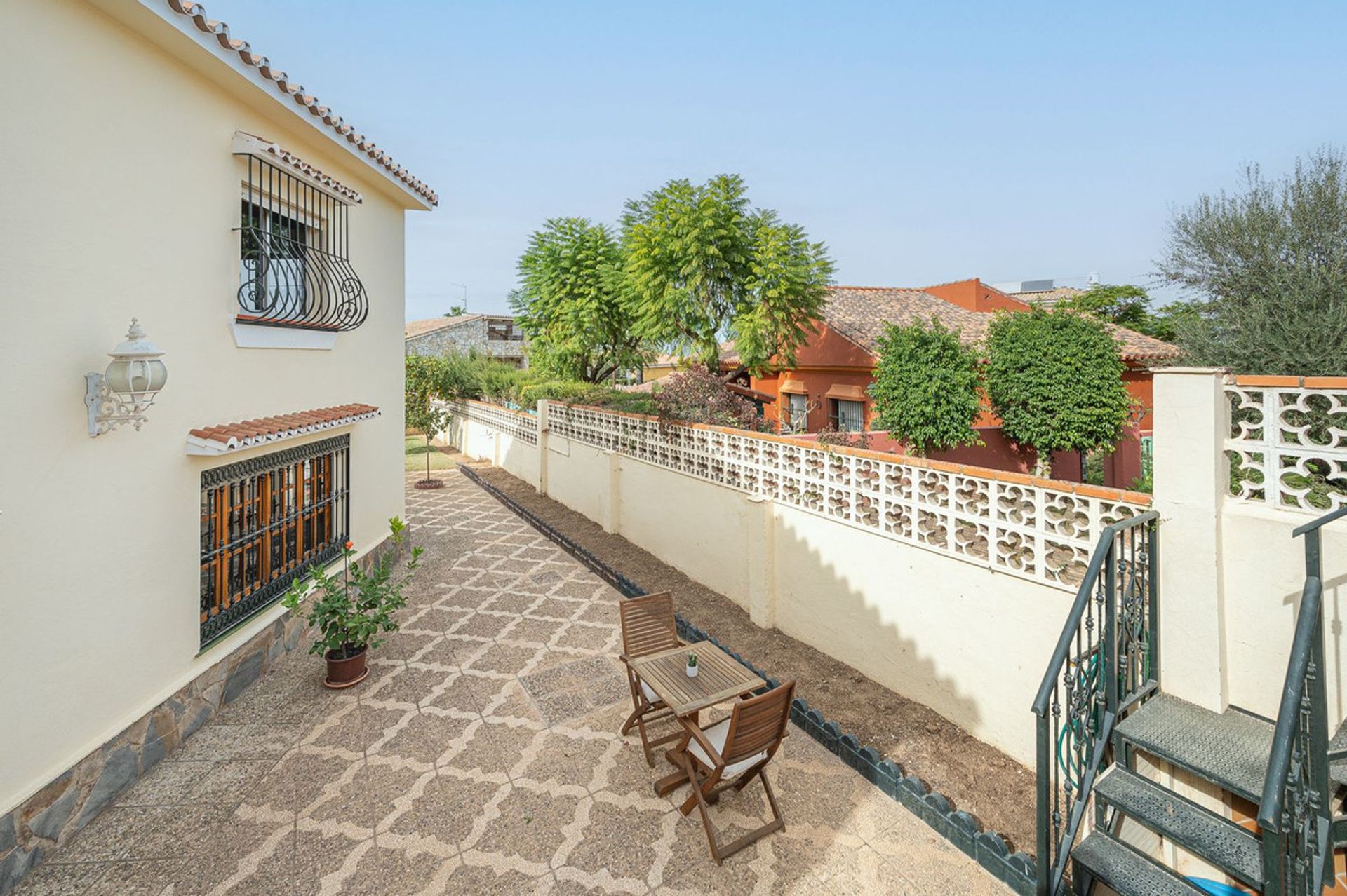 Huis in Alhaurín de la Torre, Andalusia 11402741