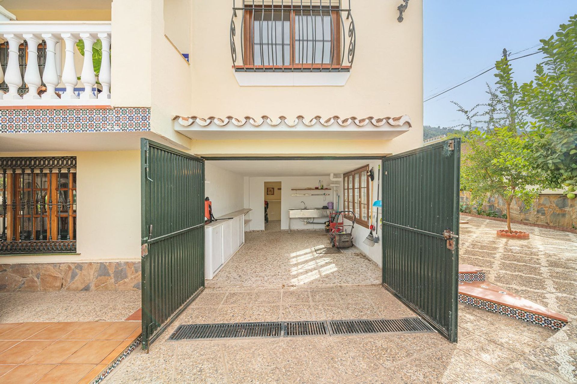 Huis in Alhaurín de la Torre, Andalusia 11402741