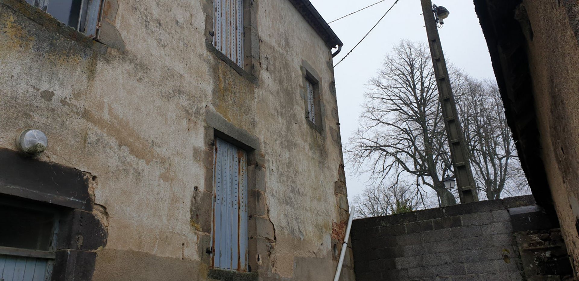 Dom w Saint-Gervais-d'Auvergne, Auvergne-Rhône-Alpes 11402778