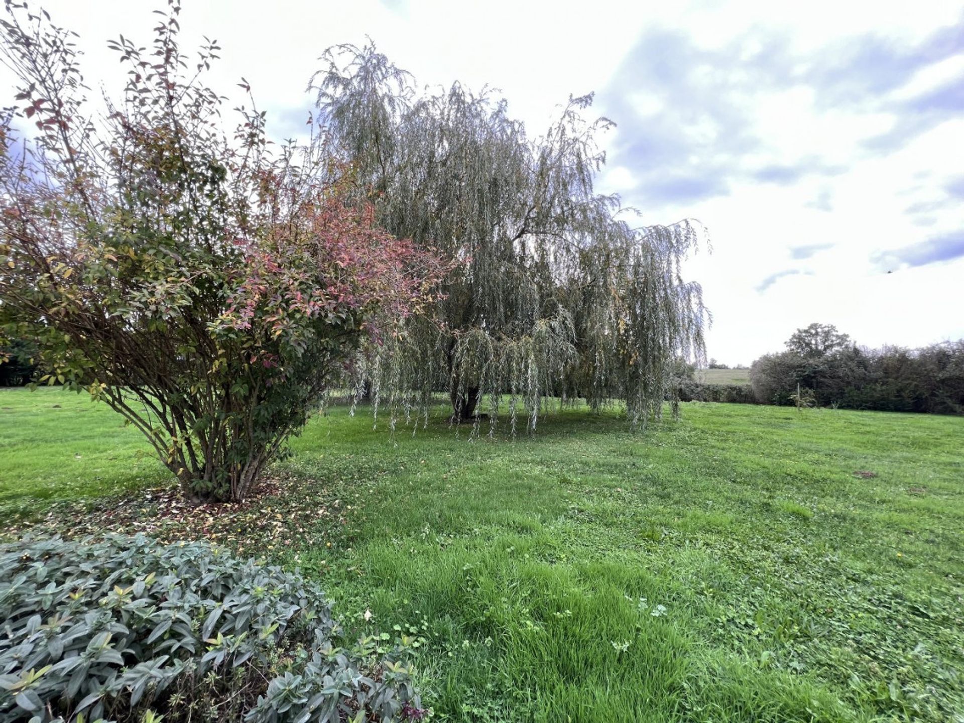 Autre dans Saint-Marcel-en-Murat, Auvergne-Rhône-Alpes 11402784