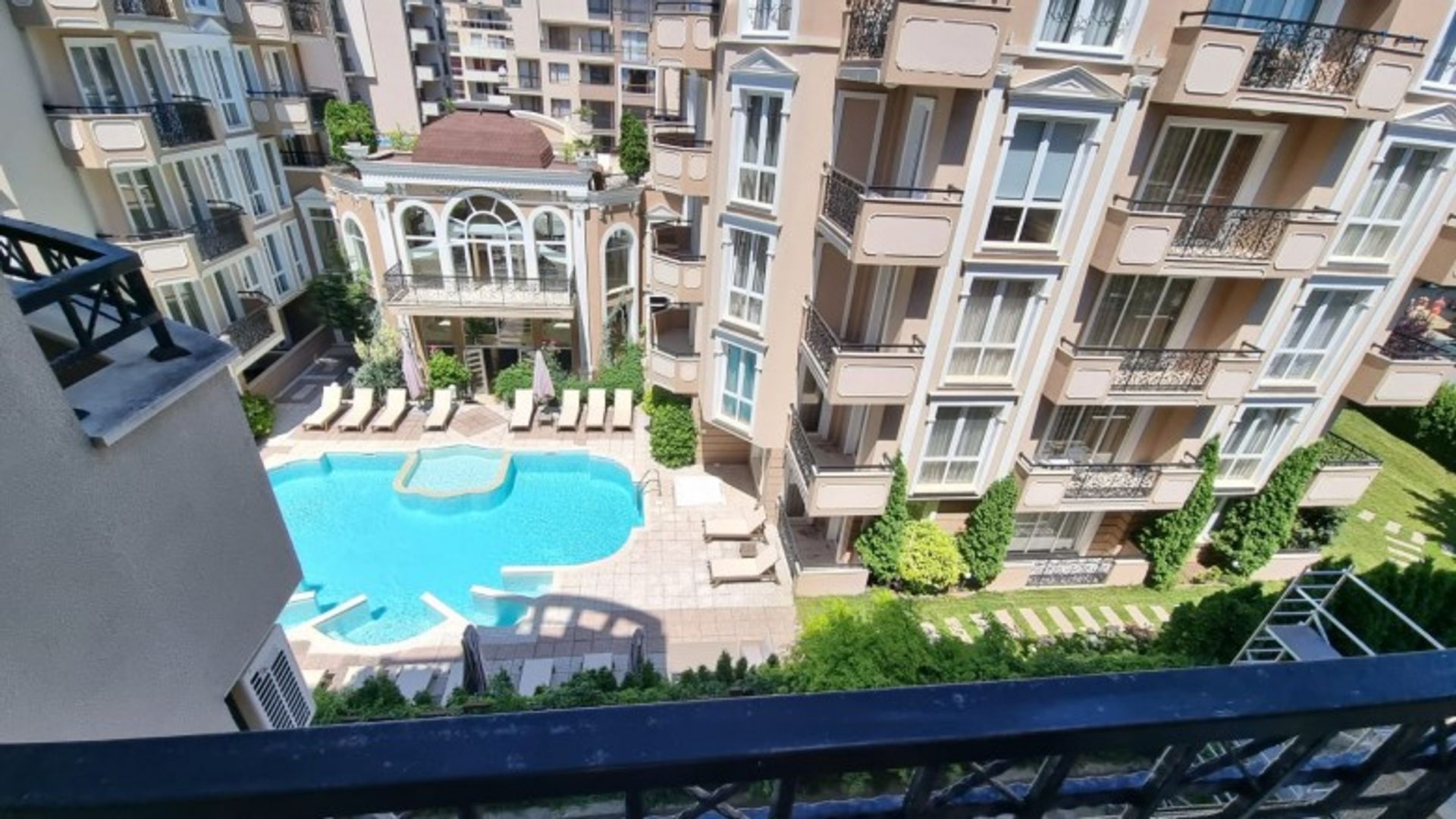 Condominium in Nesebar, Burgas 11403229