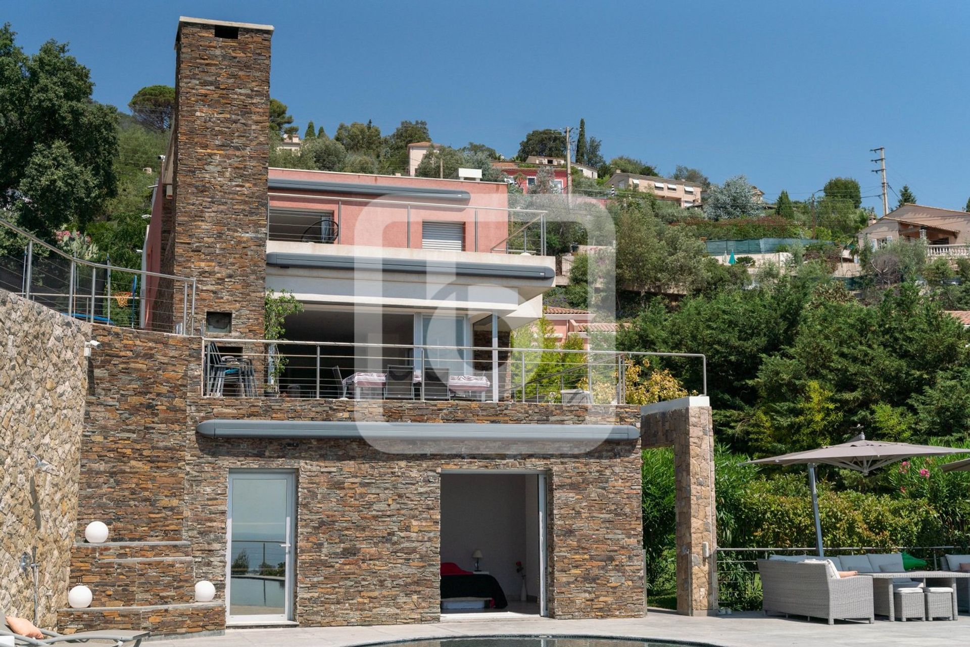 Casa nel Mandelieu-La Napoule, Provence-Alpes-Côte d'Azur 11403252