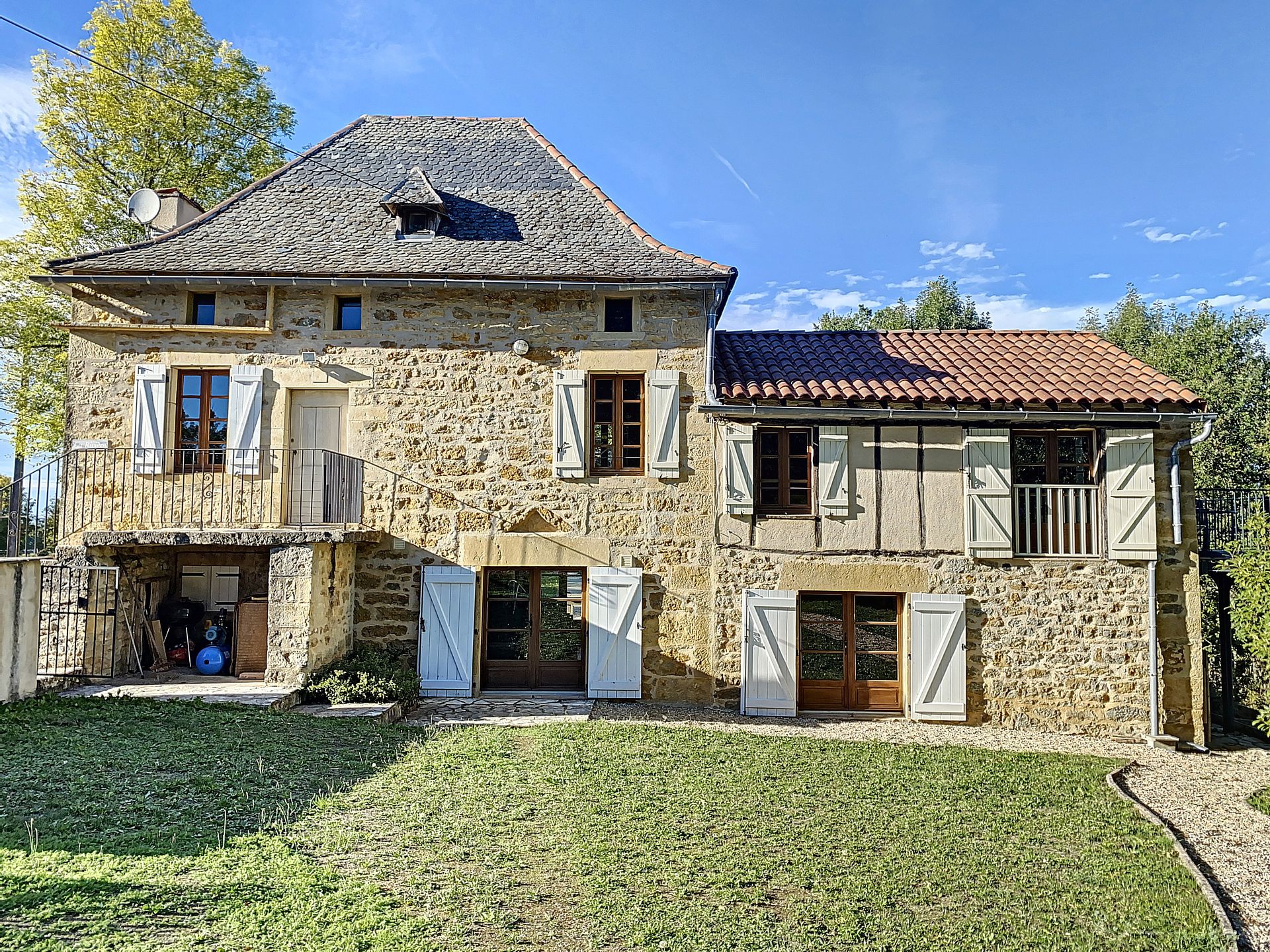 Rumah di Puylagarde, Occitanie 11403850