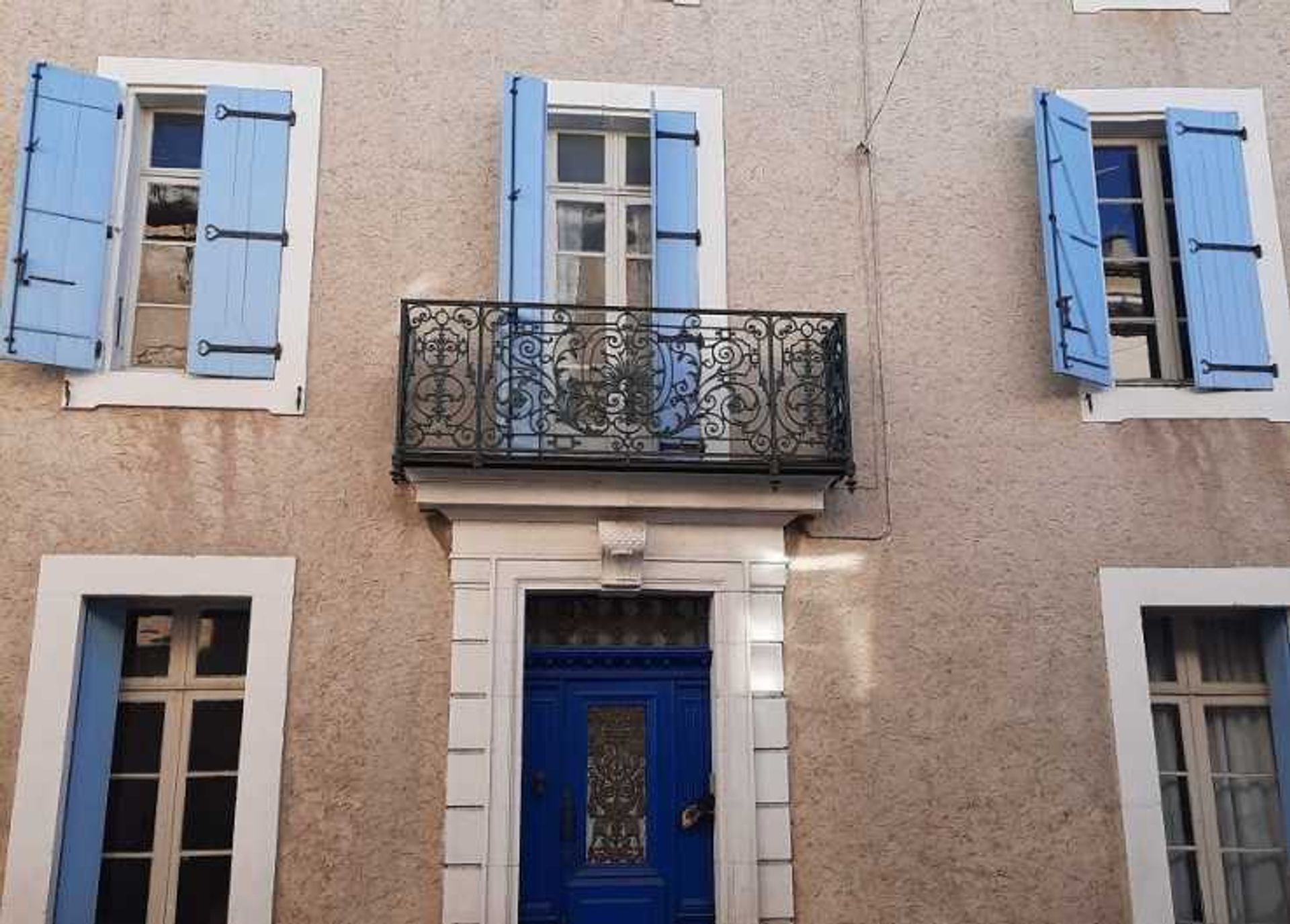 Hus i Thezan-les-Beziers, Occitanie 11403863