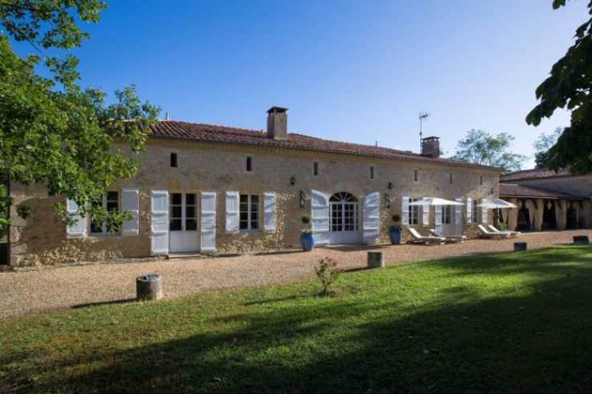 House in Condom, Occitanie 11403870