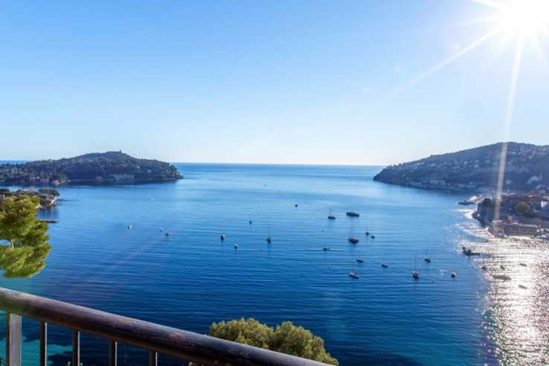 Condomínio no Villefranche-sur-Mer, Provença-Alpes-Costa Azul 11404017