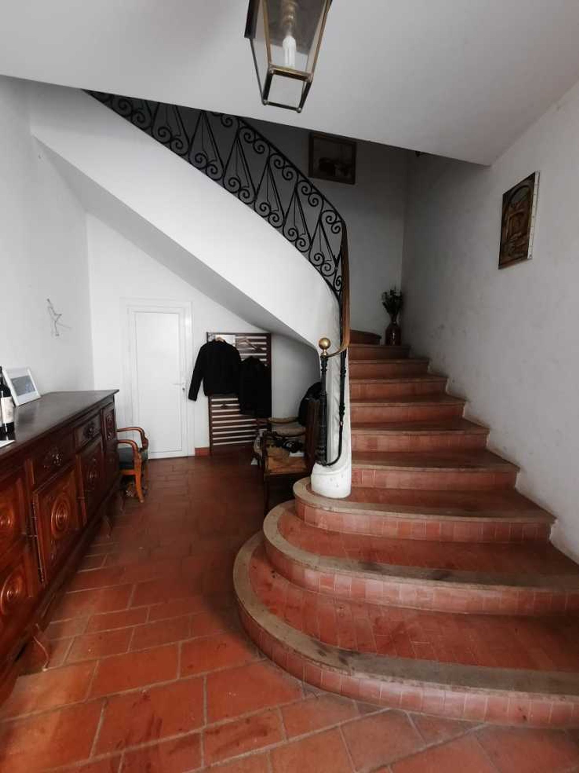 Rumah di Laurens, Occitanie 11404073