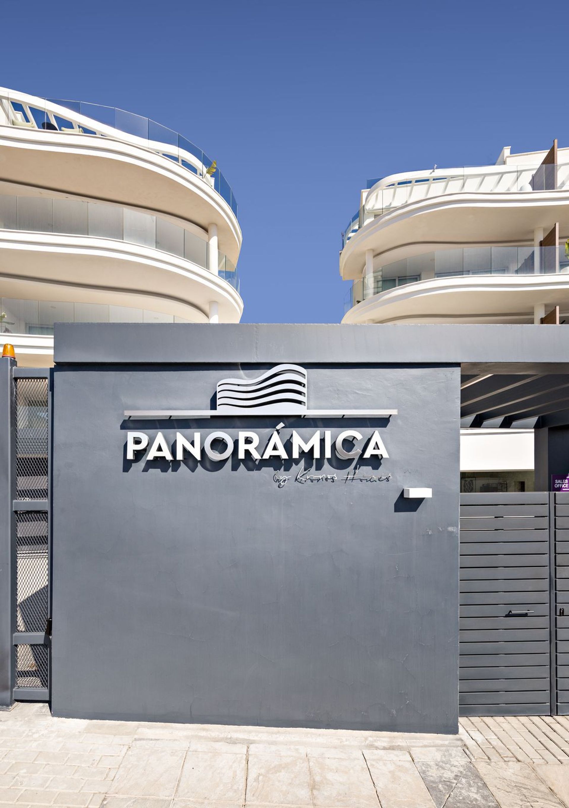 Condominium in Fuengirola, Andalusia 11404230