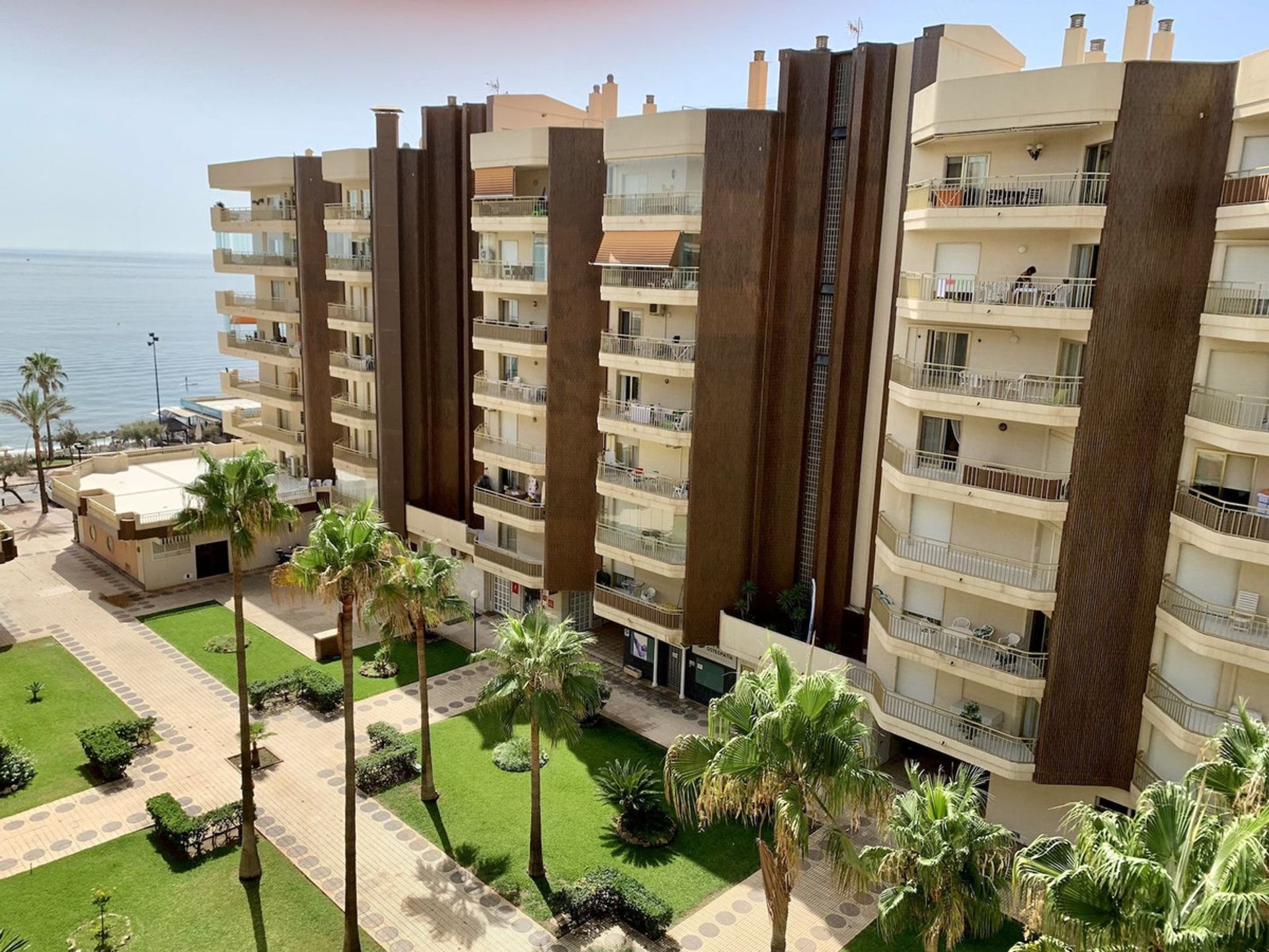 Condominium in Fuengirola, Andalucía 11404259