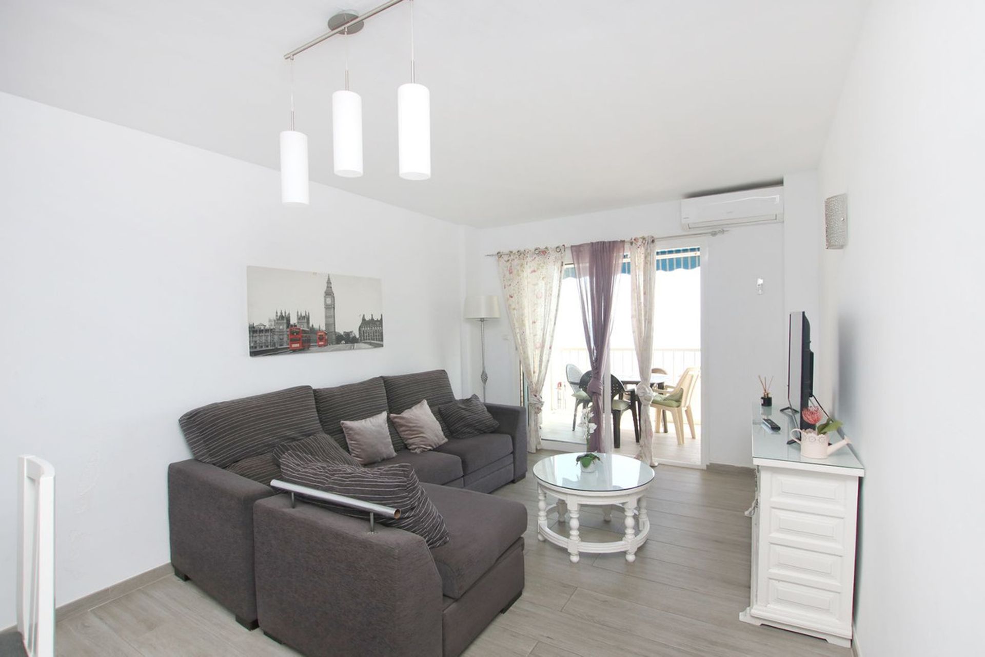 Condominium dans Fuengirola, Andalucía 11404312