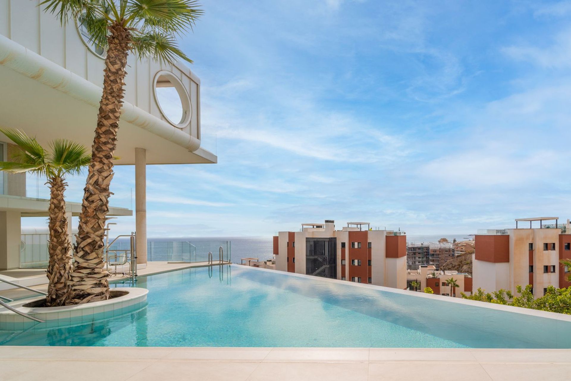 Condominio nel Fuengirola, Andalucía 11404321