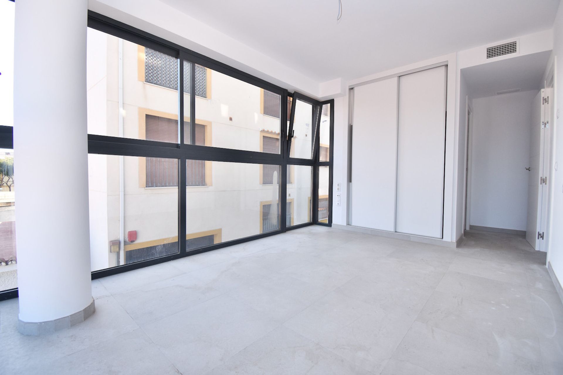 Condominio en Fuengirola, Andalucía 11404647