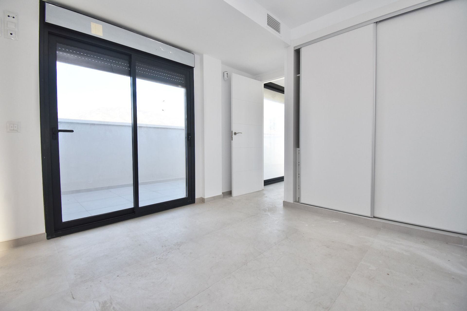 Condominio en Fuengirola, Andalucía 11404647