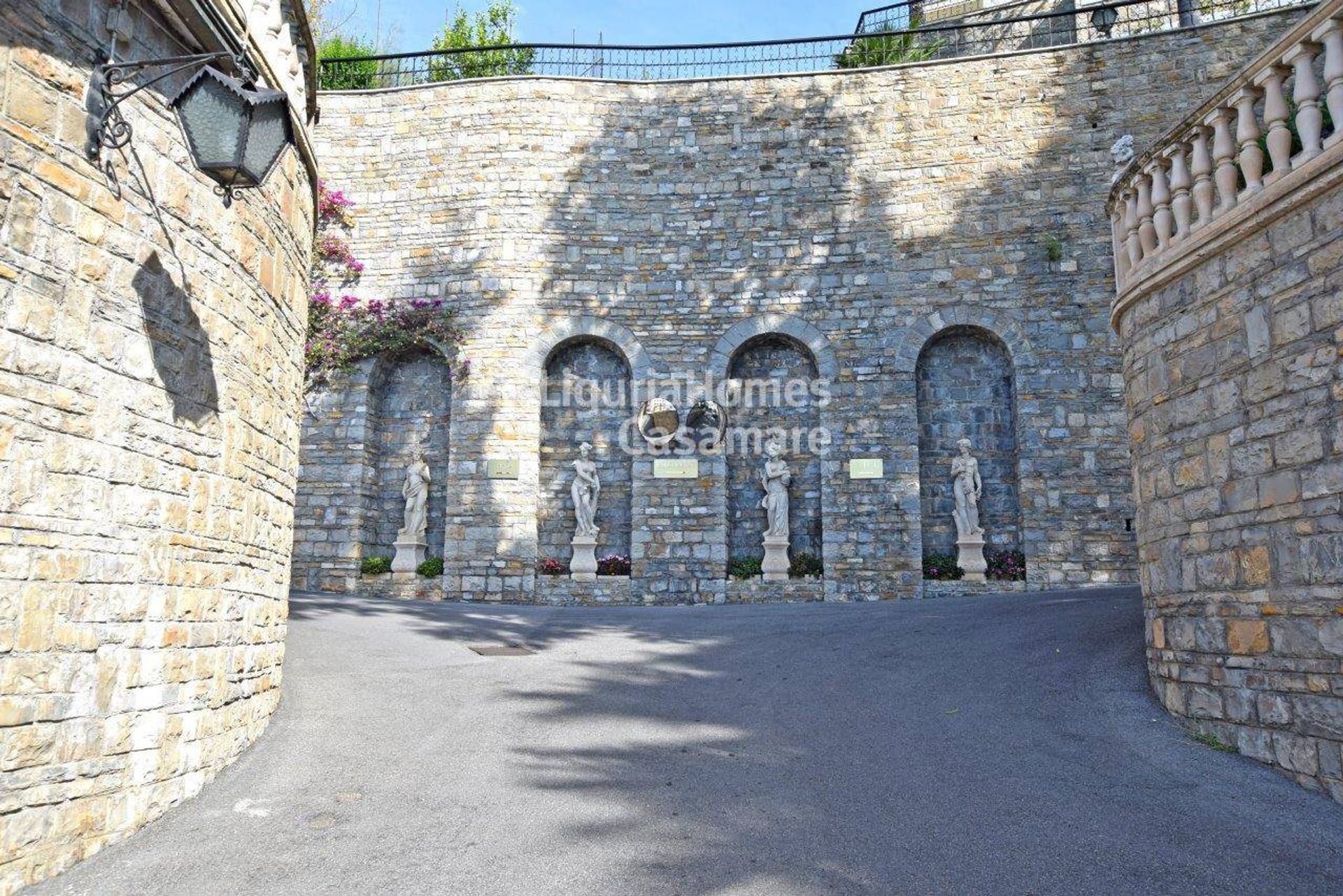 Condominio en Ospedaletti, Liguria 11404665