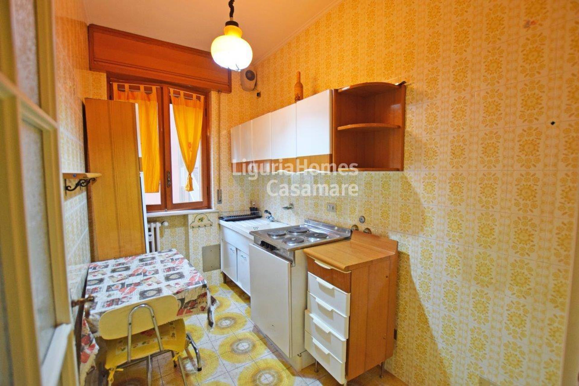 Condominio en Ospedaletti, Liguria 11404665