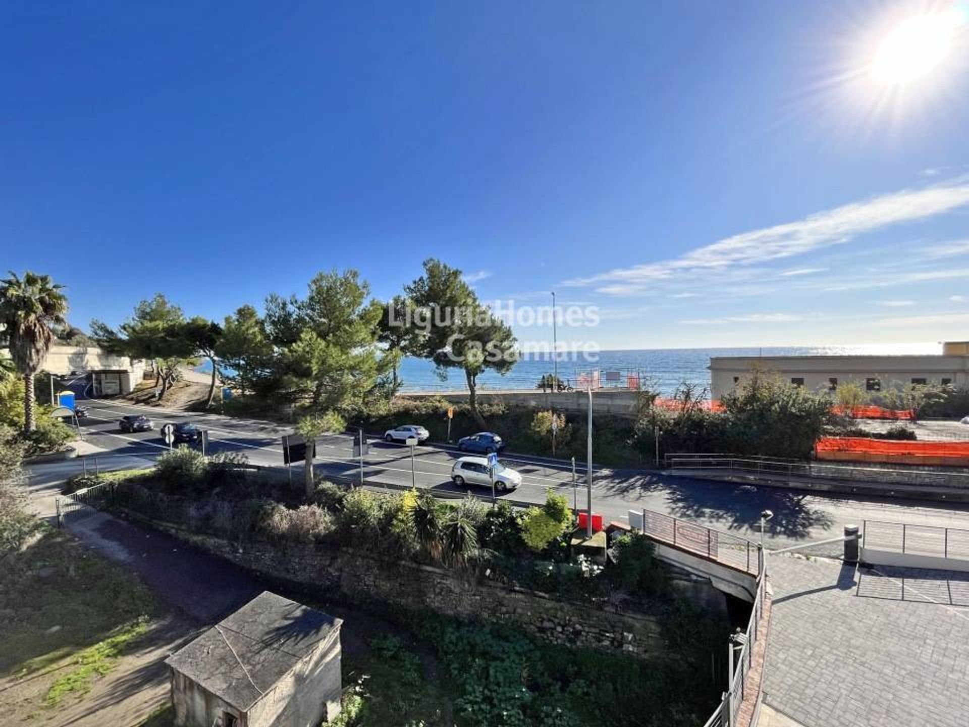 Кондоминиум в San Lorenzo al Mare, Liguria 11404699