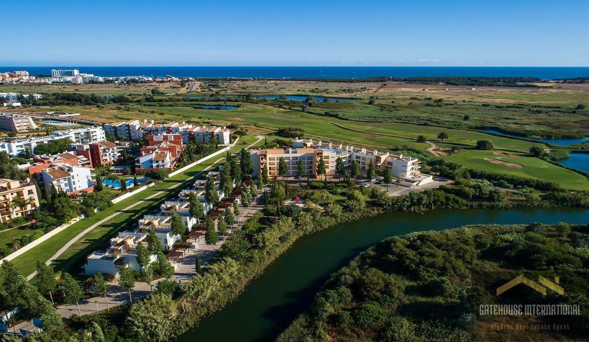 Condominium in Quarteira, Faro 11405018