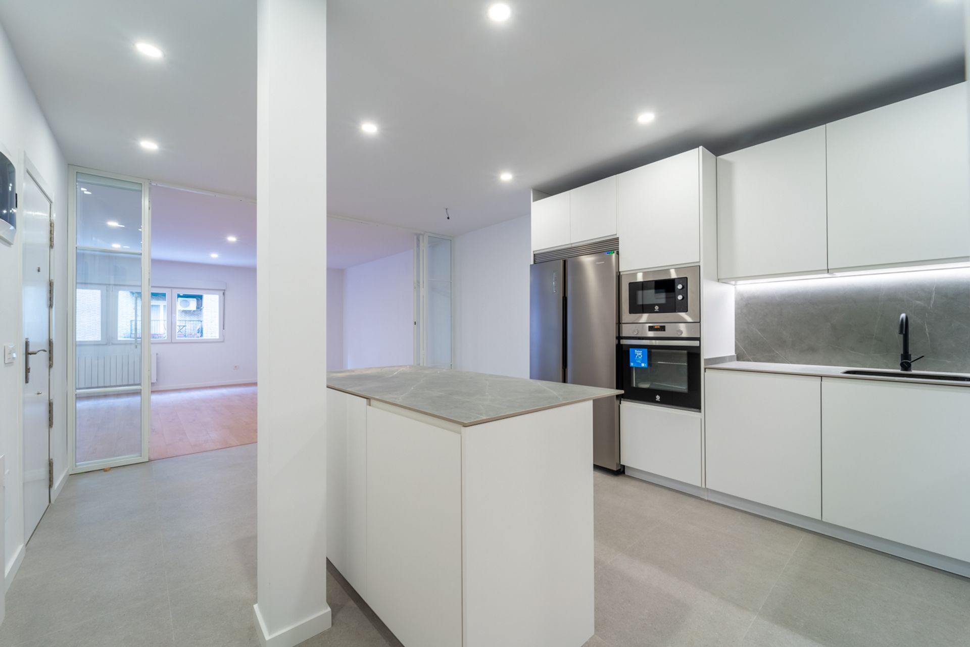 Condominium dans Madrid, Comunidad de Madrid 11405258