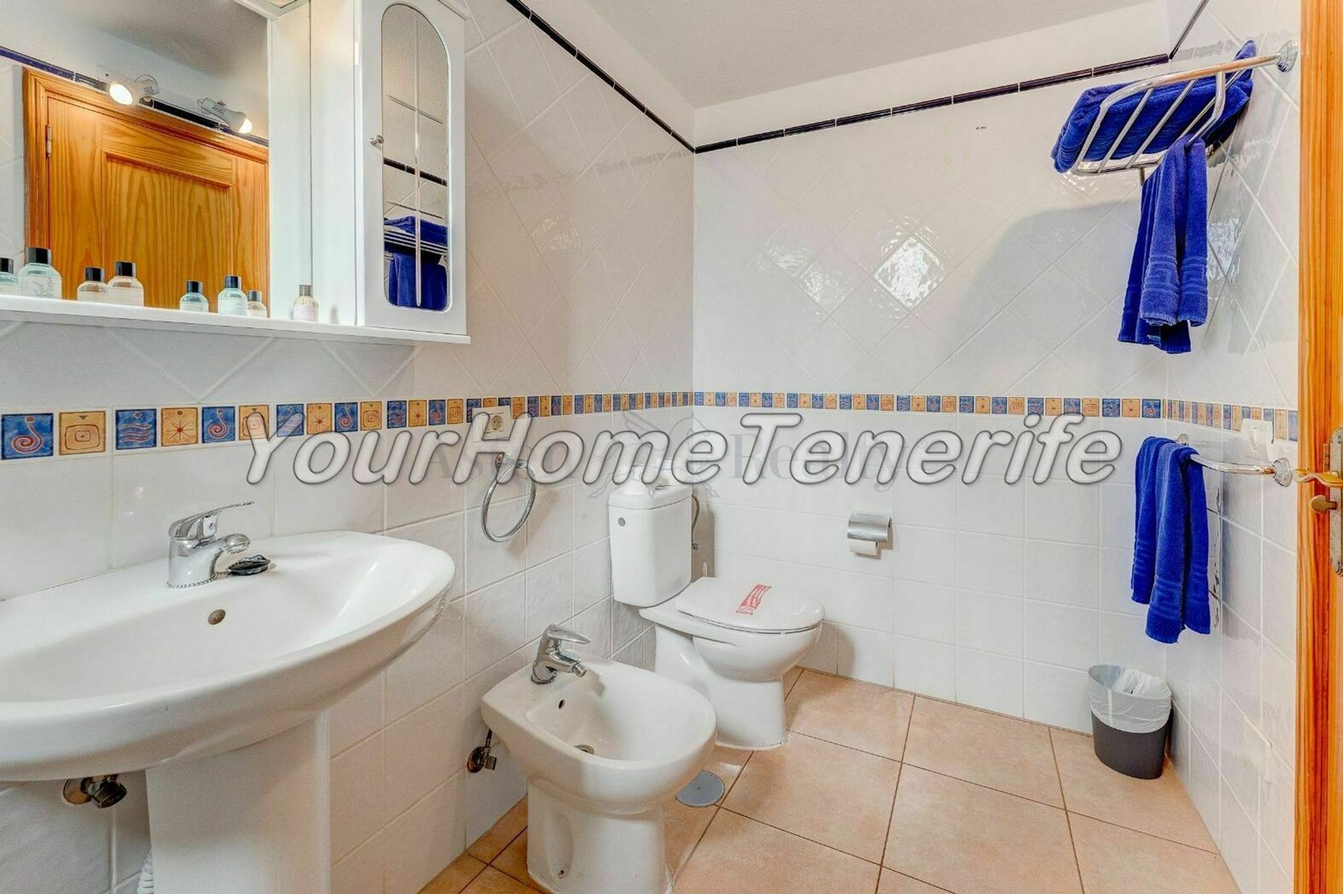 Condominium in Arona, Canary Islands 11405319