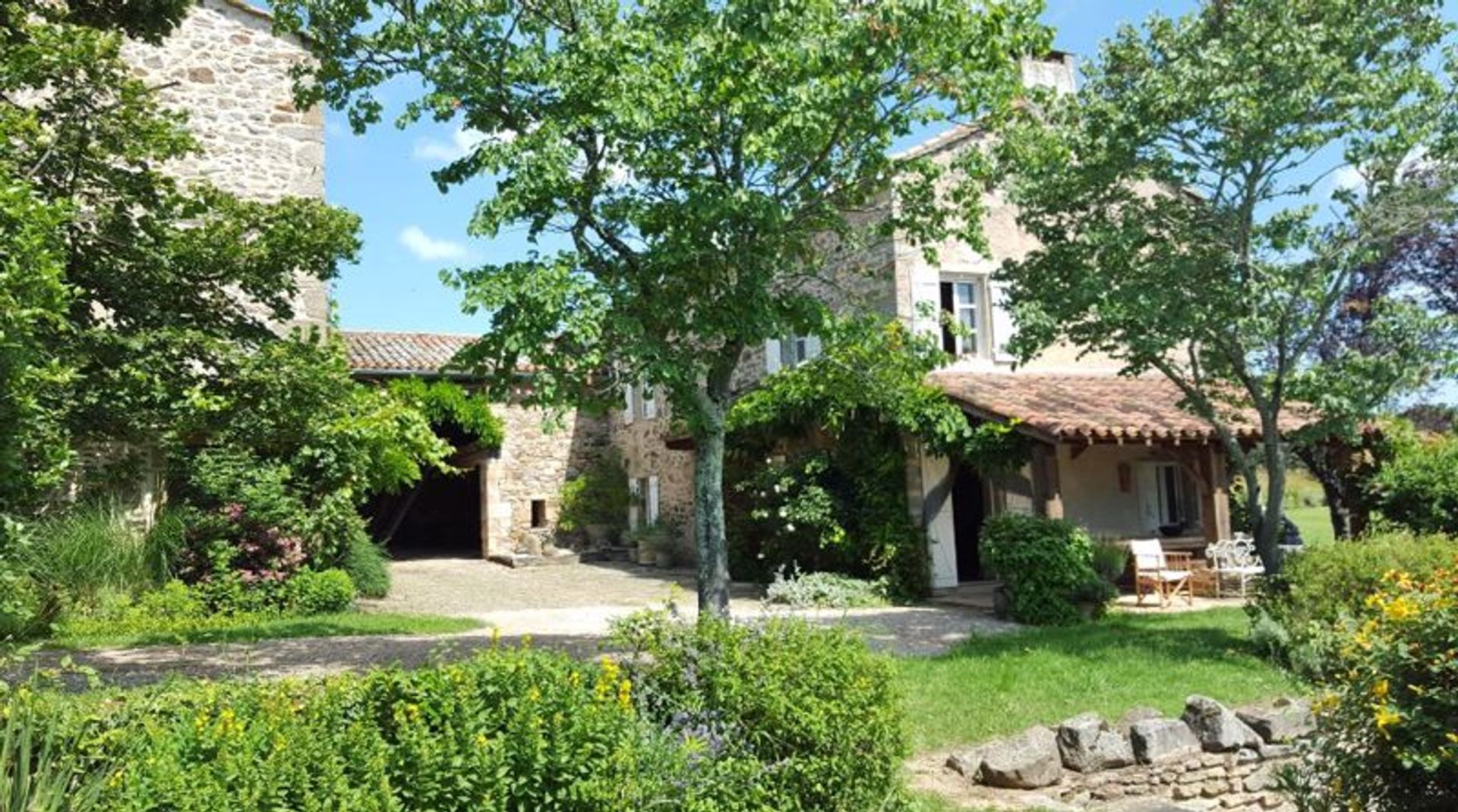 Casa nel Cordes-sur-Ciel, Occitanie 11405614