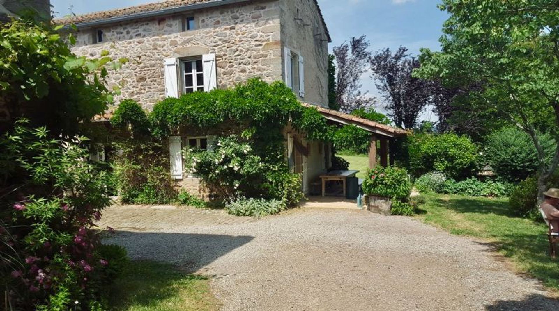 Talo sisään Cordes-sur-Ciel, Occitanie 11405614