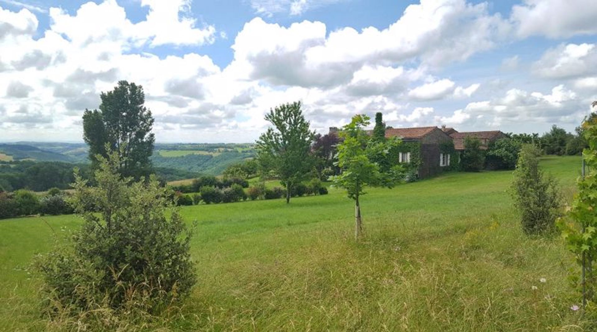 Talo sisään Cordes-sur-Ciel, Occitanie 11405614