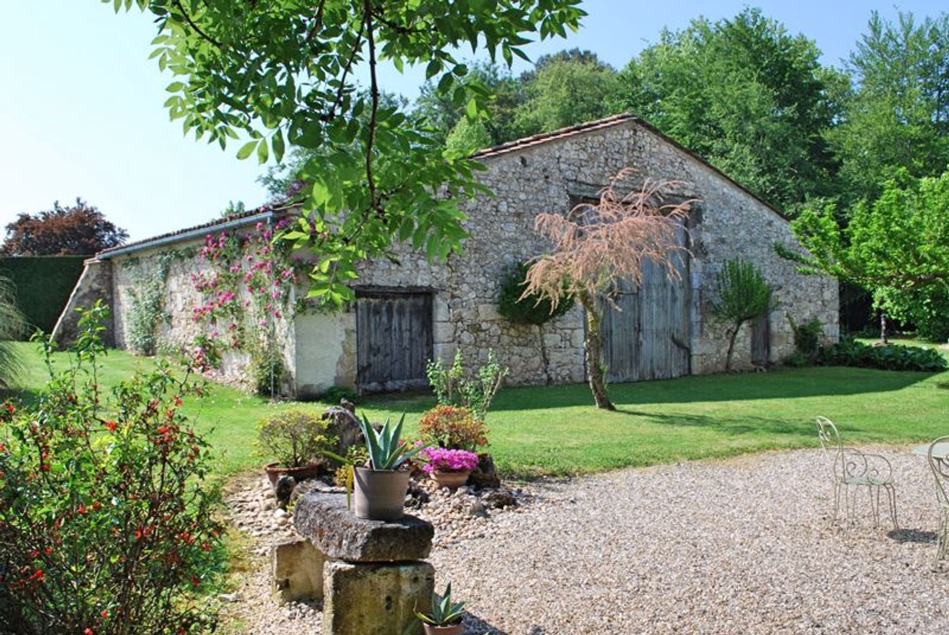 House in Eynesse, Nouvelle-Aquitaine 11405618