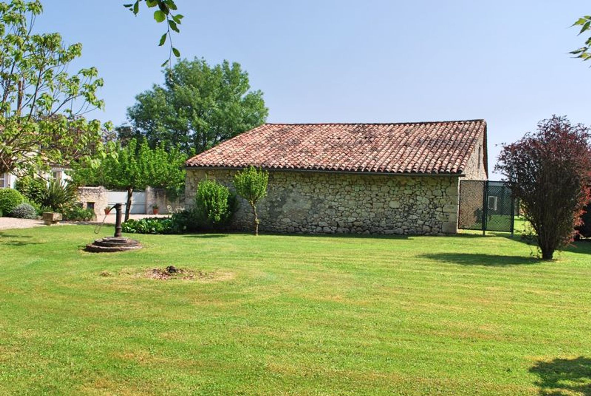 rumah dalam Eynesse, Nouvelle-Aquitaine 11405618