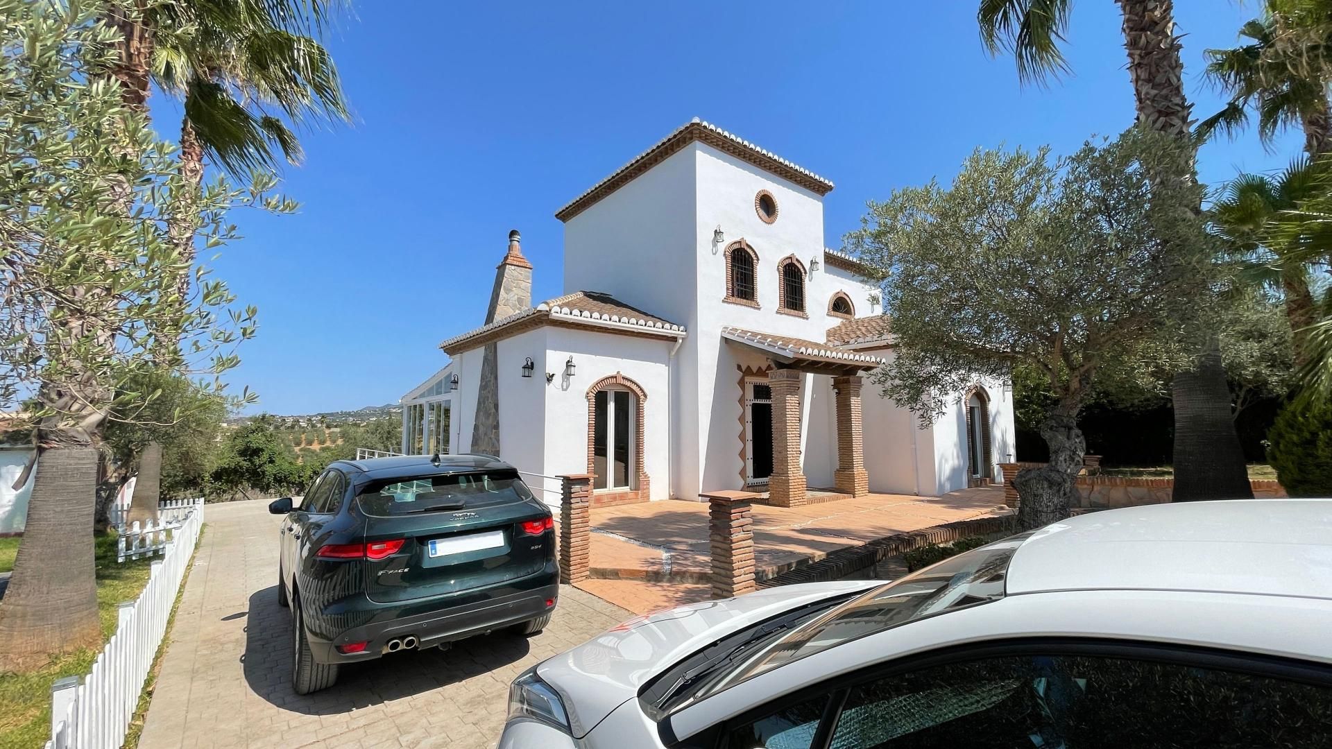 Casa nel Alhaurín el Grande, Andalucía 11409958