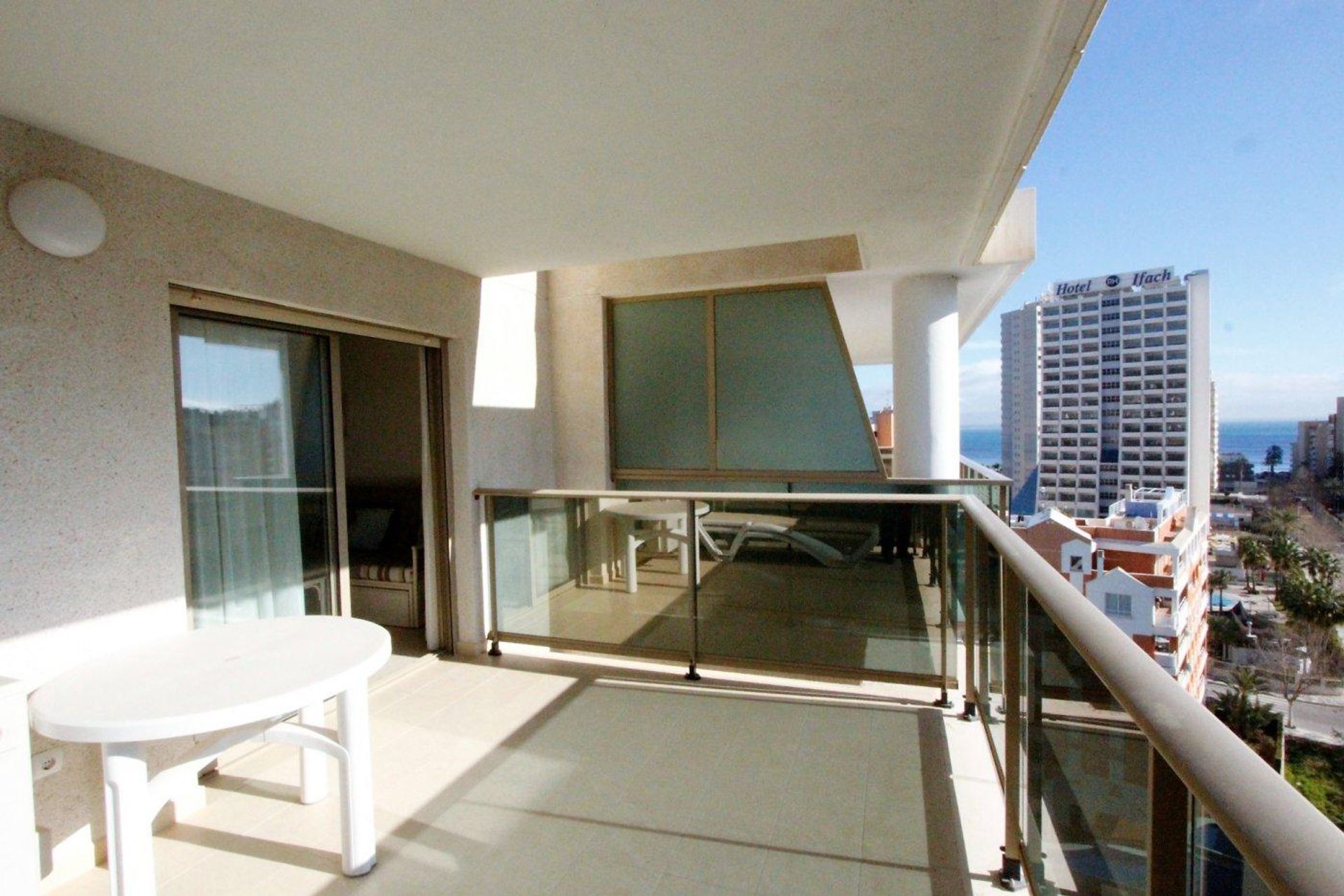 Condominium in Calpe, Comunidad Valenciana 11411397