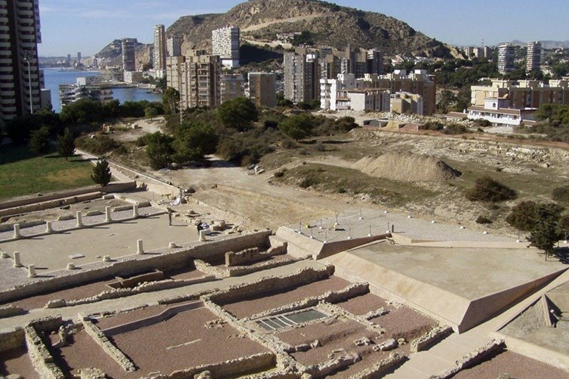 Huis in Sant Joan d'Alacant, Carrer Juan Sebastián Elcano 11412159