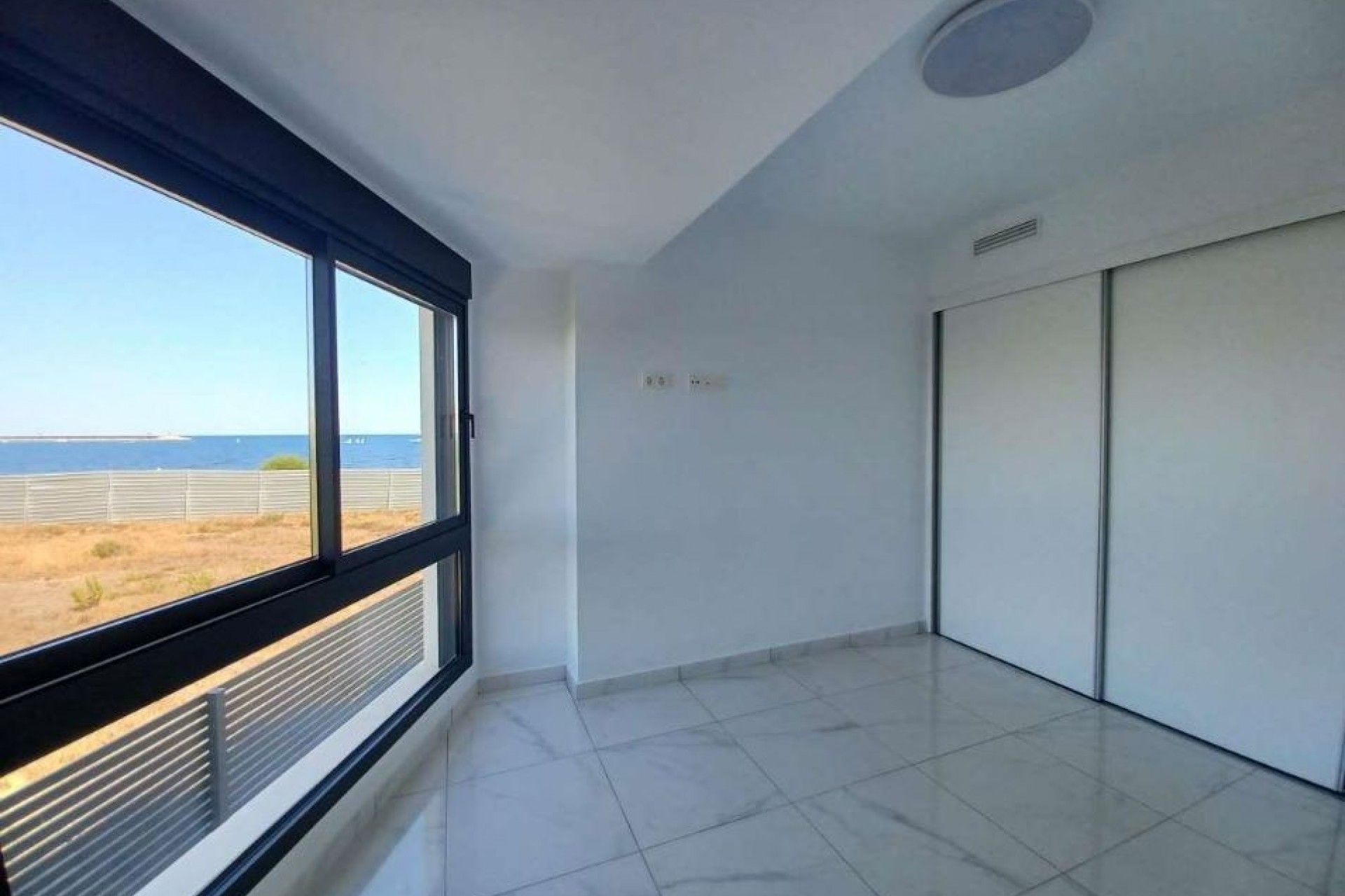 Hus i Torrevieja, 7 Avenida del Pacífico 11412160