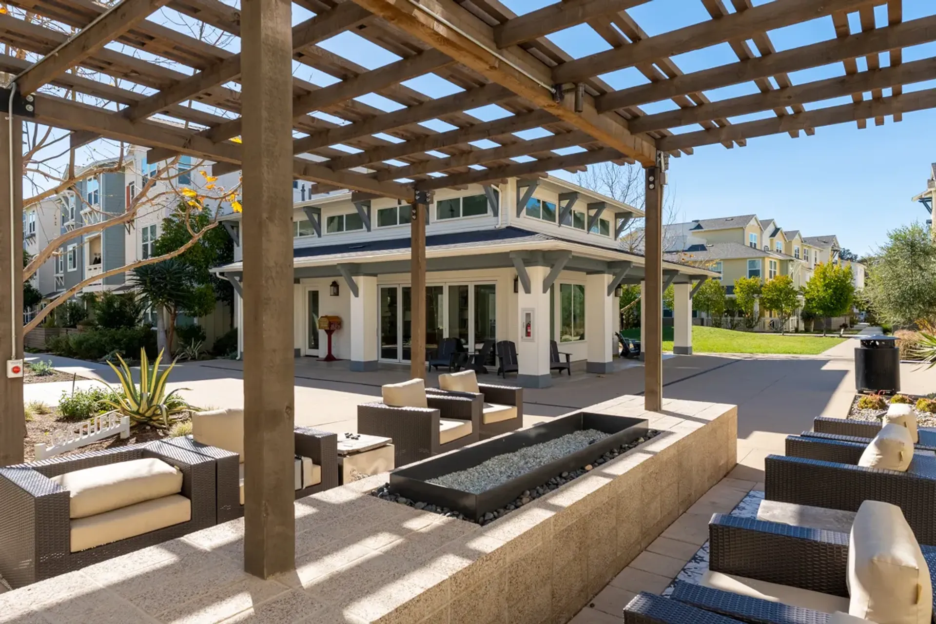 Condominium dans Goleta, 567 Bolinas Way 11437792