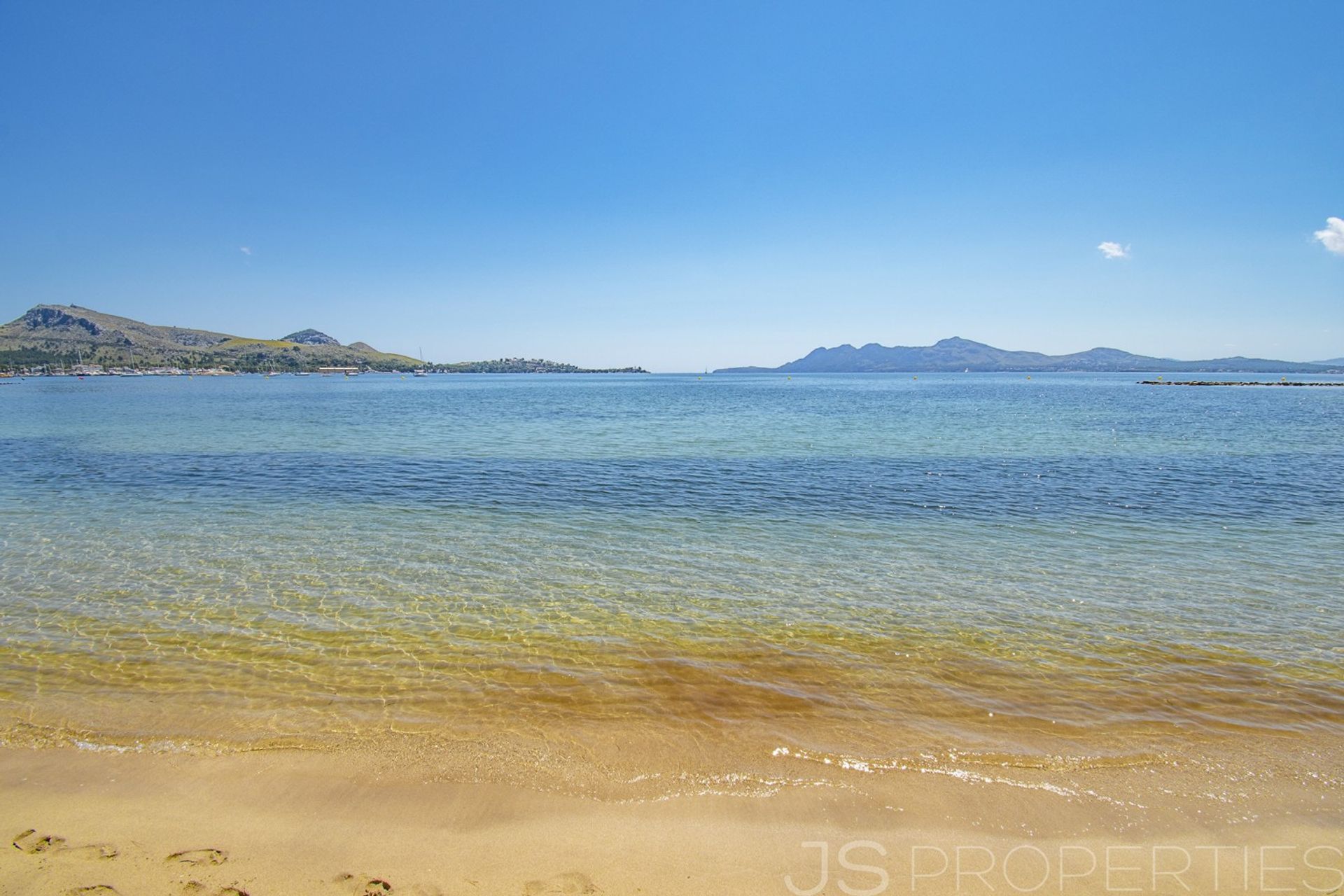 קוֹנדוֹמִינִיוֹן ב Port de Pollença, Balearic Islands 11489365