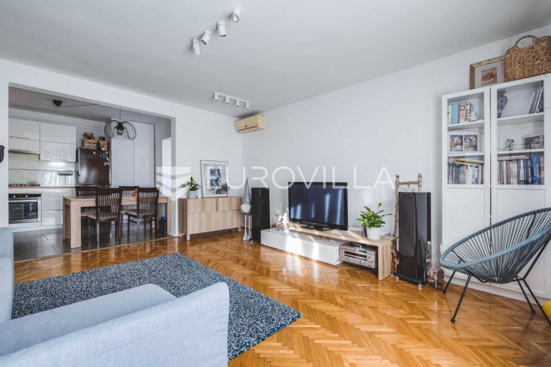 Condominio en Zagreb, Zagreb, Graduado 11490504