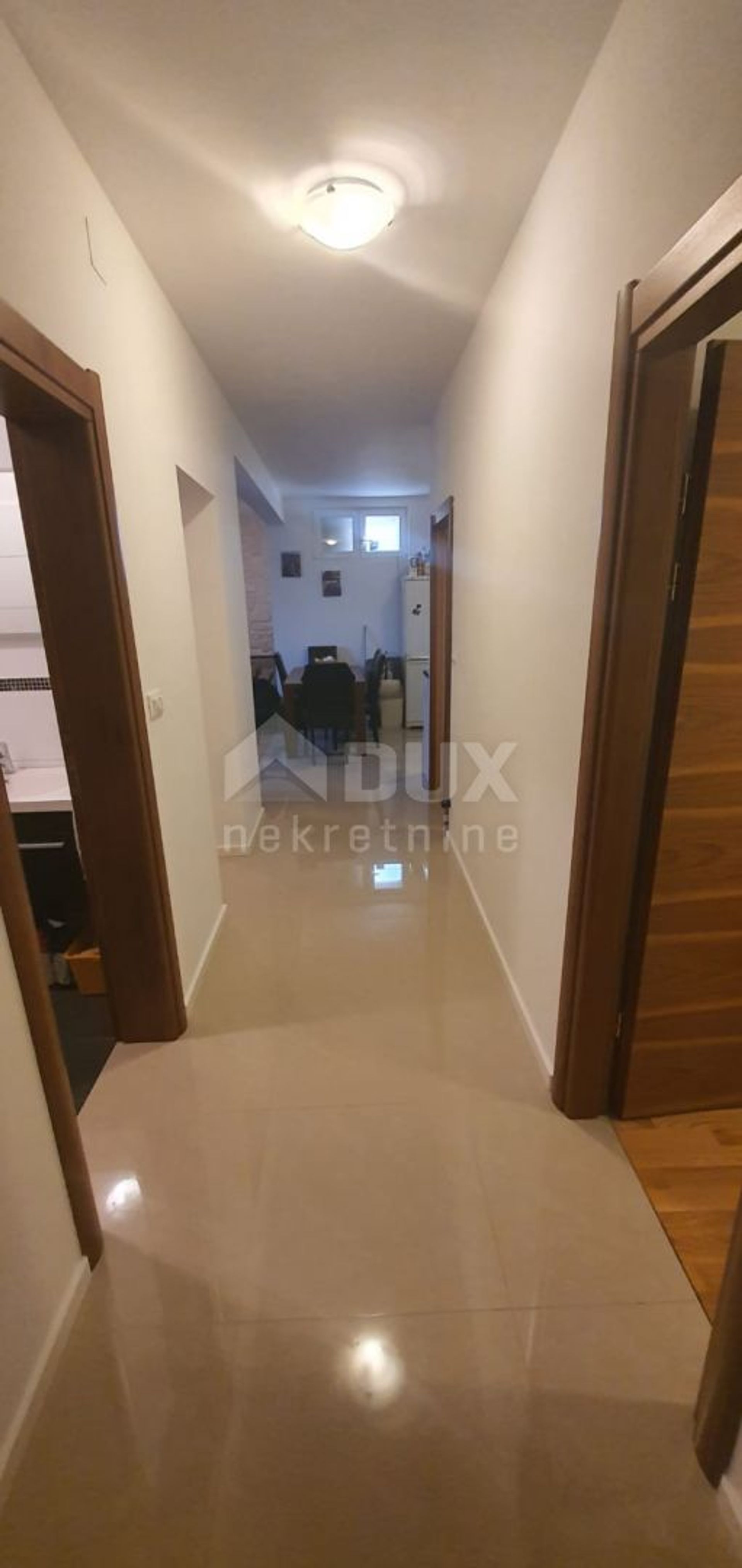 Condominium dans Vodice, Sibensko-Kninska Zupanija 11490724