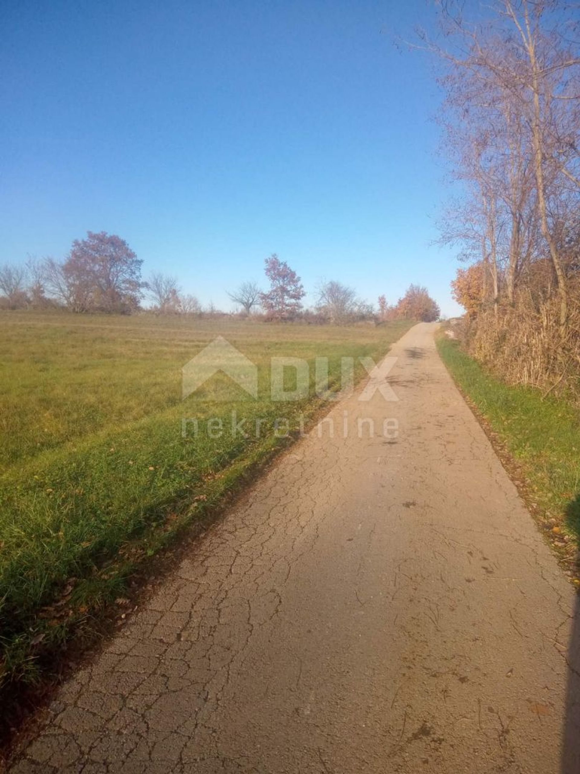 Land in Žminj, Istria County 11490736